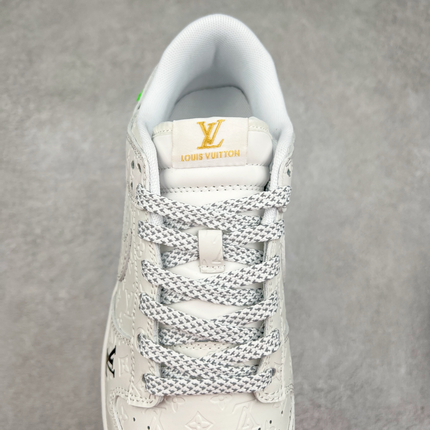 图片[5]-NK Dunk Low 定制配色 XX3168-145 大厂出品 极力推荐 原装头层材料 独家版型蒸餾加工帶來的是更好的视觉和脚感体验大厂纯原品质出货 清洁度 电绣工艺 皮料切割干净无任何毛边 细节完美 实拍调校N版已经零色差零失真 百分百还原实物色彩所见即所得 不存在货不对板色差等低级问题 选购参考实物拍摄 不混卖不参货 只用心做好货严格选品 承诺混一赔十 尺码：36 36.5 37.5 38 38.5 39 40 40.5 41 42 42.5 43 44 44.5 45-选品中心