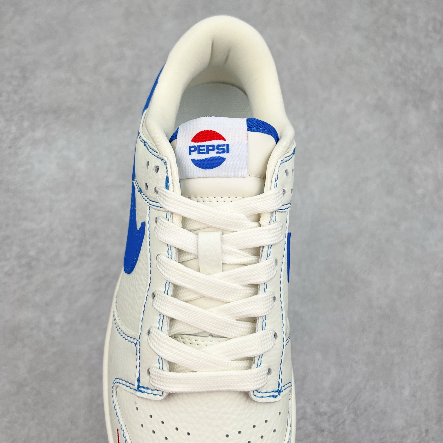 图片[5]-NK Dunk Low 定制配色 XB3802-350 大厂出品 极力推荐 原装头层材料 独家版型蒸餾加工帶來的是更好的视觉和脚感体验大厂纯原品质出货 清洁度 电绣工艺 皮料切割干净无任何毛边 细节完美 实拍调校N版已经零色差零失真 百分百还原实物色彩所见即所得 不存在货不对板色差等低级问题 选购参考实物拍摄 不混卖不参货 只用心做好货严格选品 承诺混一赔十 尺码：36 36.5 37.5 38 38.5 39 40 40.5 41 42 42.5 43 44 44.5 45-选品中心