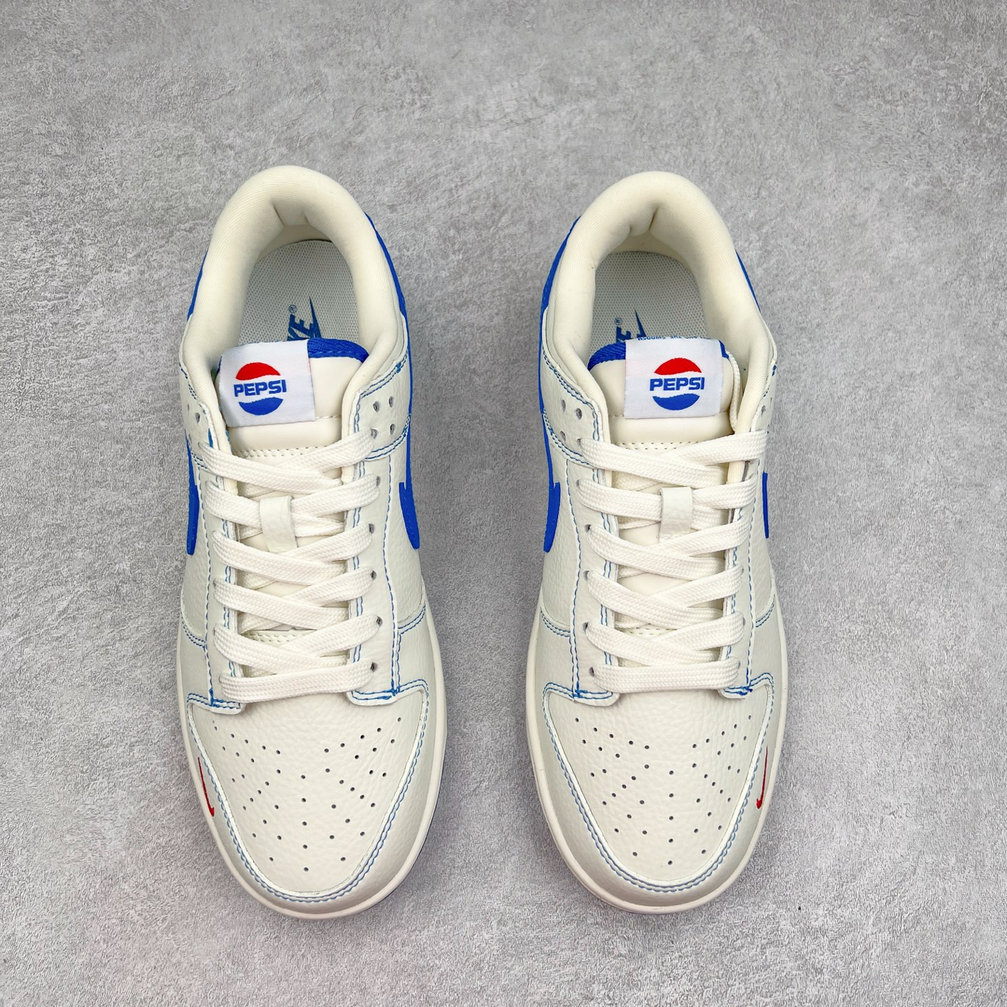 图片[2]-NK Dunk Low 定制配色 XB3802-350 大厂出品 极力推荐 原装头层材料 独家版型蒸餾加工帶來的是更好的视觉和脚感体验大厂纯原品质出货 清洁度 电绣工艺 皮料切割干净无任何毛边 细节完美 实拍调校N版已经零色差零失真 百分百还原实物色彩所见即所得 不存在货不对板色差等低级问题 选购参考实物拍摄 不混卖不参货 只用心做好货严格选品 承诺混一赔十 尺码：36 36.5 37.5 38 38.5 39 40 40.5 41 42 42.5 43 44 44.5 45-选品中心