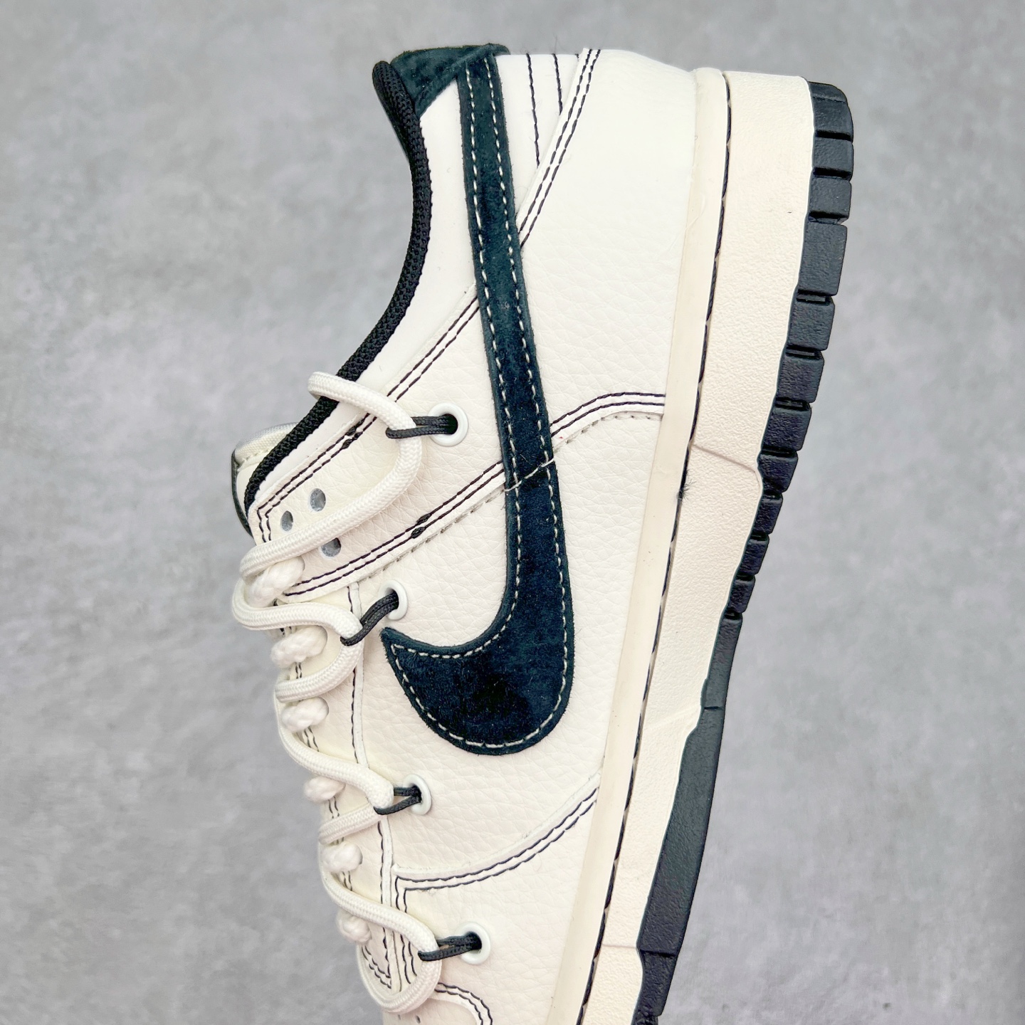 图片[7]-NK Dunk Low 定制配色 YX5066-277 大厂出品 极力推荐 原装头层材料 独家版型蒸餾加工帶來的是更好的视觉和脚感体验大厂纯原品质出货 清洁度 电绣工艺 皮料切割干净无任何毛边 细节完美 实拍调校N版已经零色差零失真 百分百还原实物色彩所见即所得 不存在货不对板色差等低级问题 选购参考实物拍摄 不混卖不参货 只用心做好货严格选品 承诺混一赔十 尺码：36 36.5 37.5 38 38.5 39 40 40.5 41 42 42.5 43 44 44.5 45-选品中心