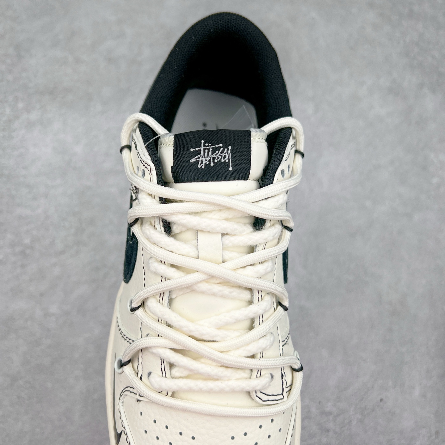 图片[5]-NK Dunk Low 定制配色 YX5066-277 大厂出品 极力推荐 原装头层材料 独家版型蒸餾加工帶來的是更好的视觉和脚感体验大厂纯原品质出货 清洁度 电绣工艺 皮料切割干净无任何毛边 细节完美 实拍调校N版已经零色差零失真 百分百还原实物色彩所见即所得 不存在货不对板色差等低级问题 选购参考实物拍摄 不混卖不参货 只用心做好货严格选品 承诺混一赔十 尺码：36 36.5 37.5 38 38.5 39 40 40.5 41 42 42.5 43 44 44.5 45-选品中心