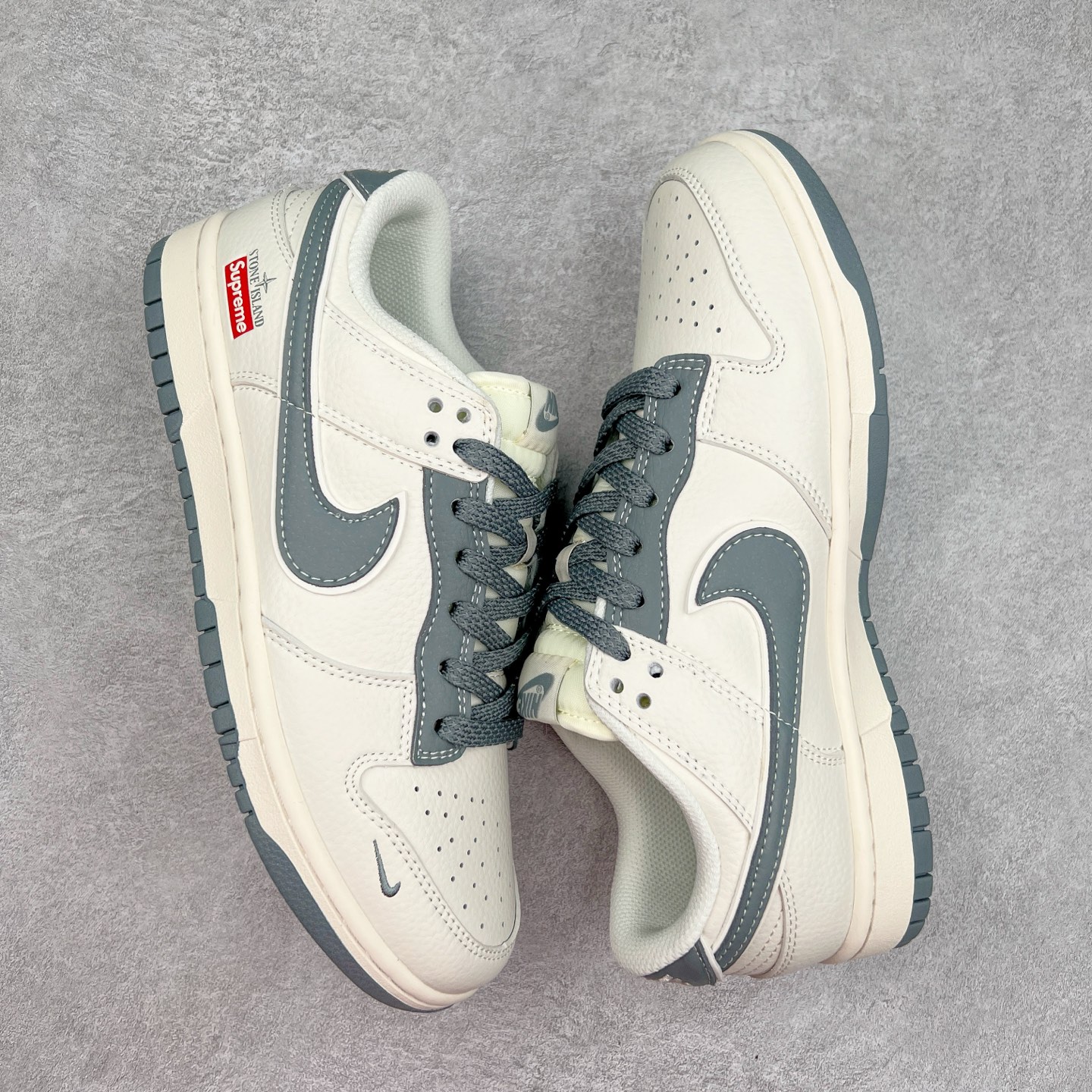 图片[3]-NK Dunk Low 定制配色 BB9866-007 大厂出品 极力推荐 原装头层材料 独家版型蒸餾加工帶來的是更好的视觉和脚感体验大厂纯原品质出货 清洁度 电绣工艺 皮料切割干净无任何毛边 细节完美 实拍调校N版已经零色差零失真 百分百还原实物色彩所见即所得 不存在货不对板色差等低级问题 选购参考实物拍摄 不混卖不参货 只用心做好货严格选品 承诺混一赔十 尺码：36 36.5 37.5 38 38.5 39 40 40.5 41 42 42.5 43 44 44.5 45-选品中心