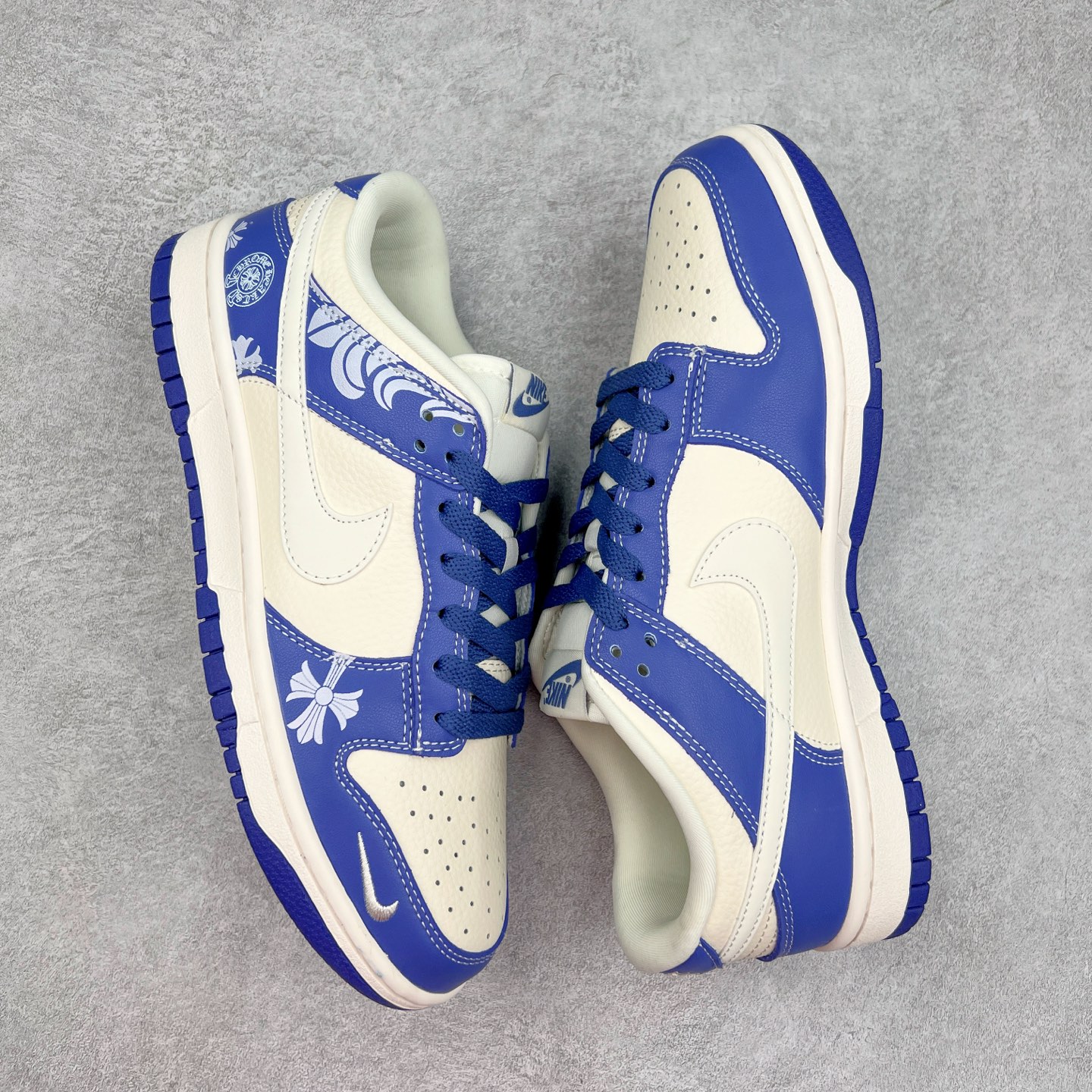 图片[3]-NK Dunk Low 定制配色 KK1333-038 大厂出品 极力推荐 原装头层材料 独家版型蒸餾加工帶來的是更好的视觉和脚感体验大厂纯原品质出货 清洁度 电绣工艺 皮料切割干净无任何毛边 细节完美 实拍调校N版已经零色差零失真 百分百还原实物色彩所见即所得 不存在货不对板色差等低级问题 选购参考实物拍摄 不混卖不参货 只用心做好货严格选品 承诺混一赔十 尺码：36 36.5 37.5 38 38.5 39 40 40.5 41 42 42.5 43 44 44.5 45-选品中心