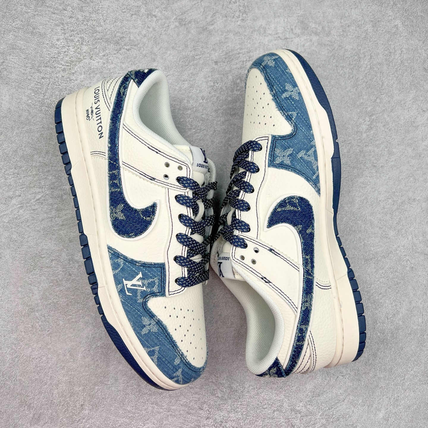 图片[3]-NK Dunk Low 定制配色 XX3168-142 大厂出品 极力推荐 原装头层材料 独家版型蒸餾加工帶來的是更好的视觉和脚感体验大厂纯原品质出货 清洁度 电绣工艺 皮料切割干净无任何毛边 细节完美 实拍调校N版已经零色差零失真 百分百还原实物色彩所见即所得 不存在货不对板色差等低级问题 选购参考实物拍摄 不混卖不参货 只用心做好货严格选品 承诺混一赔十 尺码：36 36.5 37.5 38 38.5 39 40 40.5 41 42 42.5 43 44 44.5 45-选品中心