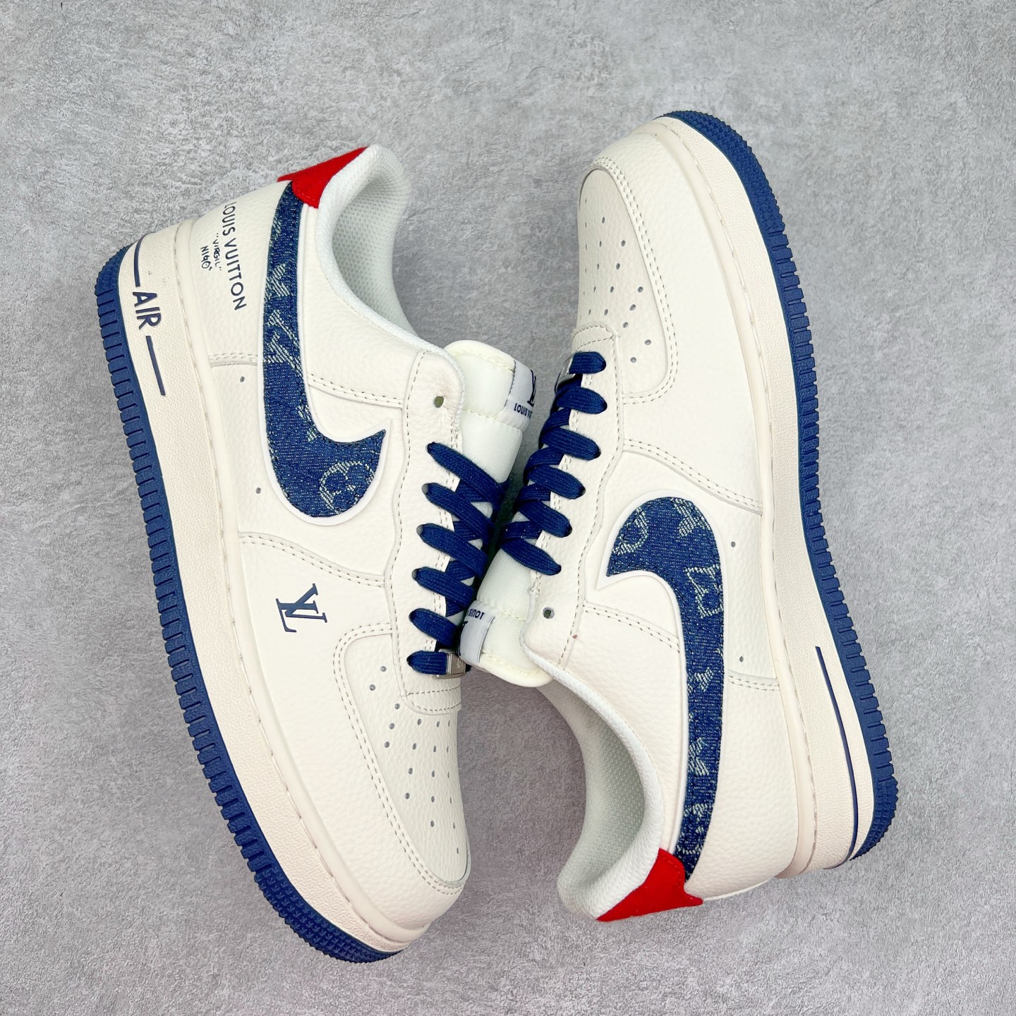 图片[3]-NK Air Force 1´07 Low 空军一号低帮百搭休闲运动板鞋 XX3168-128 柔软、弹性十足的缓震性能和出色的中底设计 横跨复古与现代的外型结合 造就出风靡全球 三十多年的Force 1 直到今天还深受青睐 实拍调校N版已经零色差零失真 百分百还原实物色彩所见即所得 不存在货不对板色差等低级问题 选购参考实物拍摄 不混卖不参货 只用心做好货严格选品 承诺混一赔十 尺码：36 36.5 37.5 38 38.5 39 40 40.5 41 42 42.5 43 44 44.5 45-选品中心