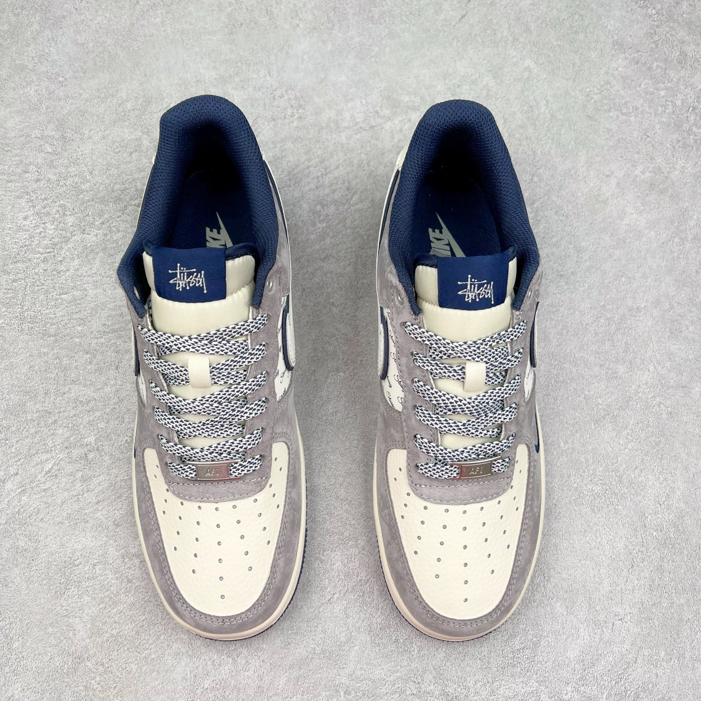 图片[2]-NK Air Force 1´07 Low 空军一号低帮百搭休闲运动板鞋 SJ6998-006 柔软、弹性十足的缓震性能和出色的中底设计 横跨复古与现代的外型结合 造就出风靡全球 三十多年的Force 1 直到今天还深受青睐 实拍调校N版已经零色差零失真 百分百还原实物色彩所见即所得 不存在货不对板色差等低级问题 选购参考实物拍摄 不混卖不参货 只用心做好货严格选品 承诺混一赔十 尺码：36 36.5 37.5 38 38.5 39 40 40.5 41 42 42.5 43 44 44.5 45-选品中心