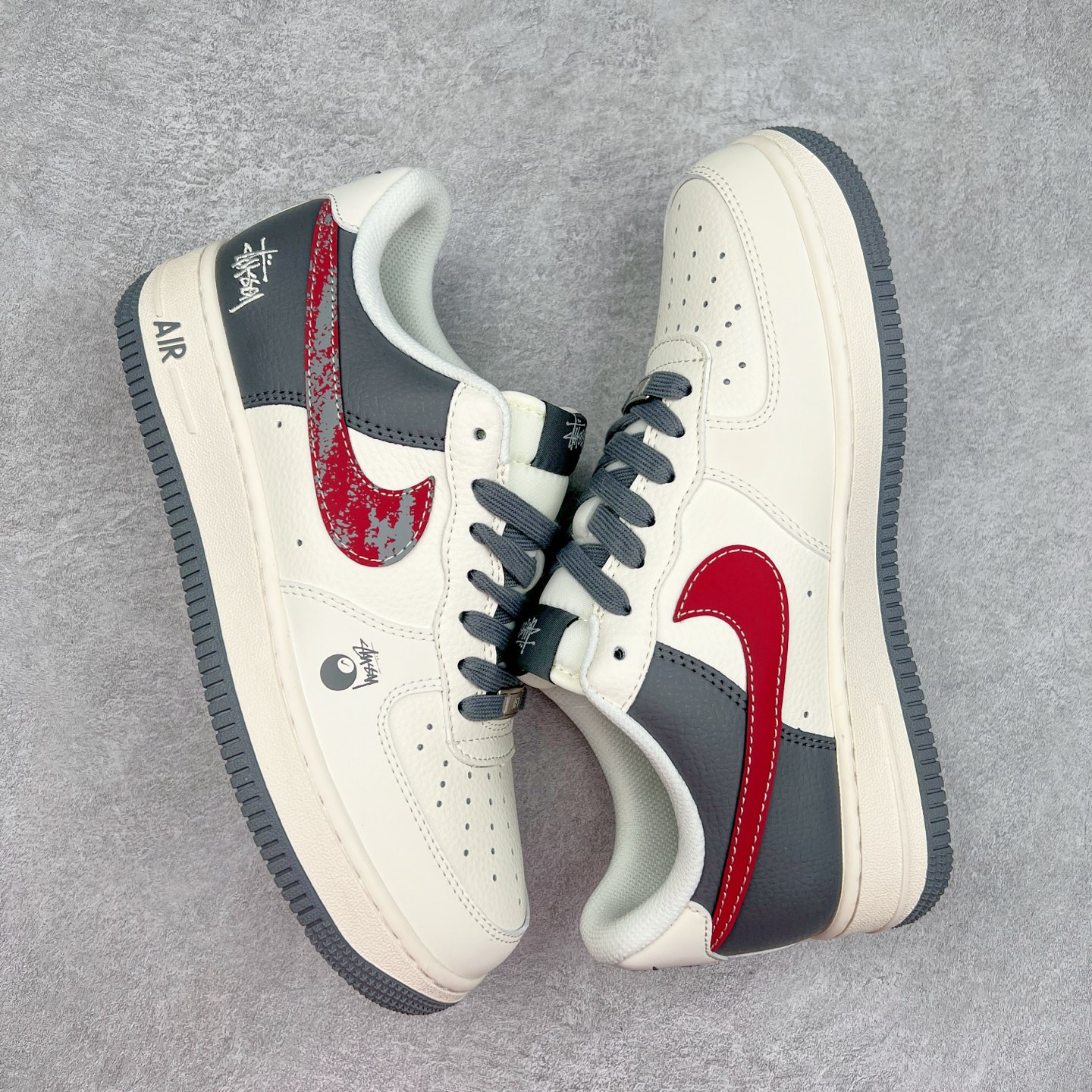 图片[3]-NK Air Force 1´07 Low 空军一号低帮百搭休闲运动板鞋 XS1958-573 柔软、弹性十足的缓震性能和出色的中底设计 横跨复古与现代的外型结合 造就出风靡全球 三十多年的Force 1 直到今天还深受青睐 实拍调校N版已经零色差零失真 百分百还原实物色彩所见即所得 不存在货不对板色差等低级问题 选购参考实物拍摄 不混卖不参货 只用心做好货严格选品 承诺混一赔十 尺码：36 36.5 37.5 38 38.5 39 40 40.5 41 42 42.5 43 44 44.5 45-选品中心