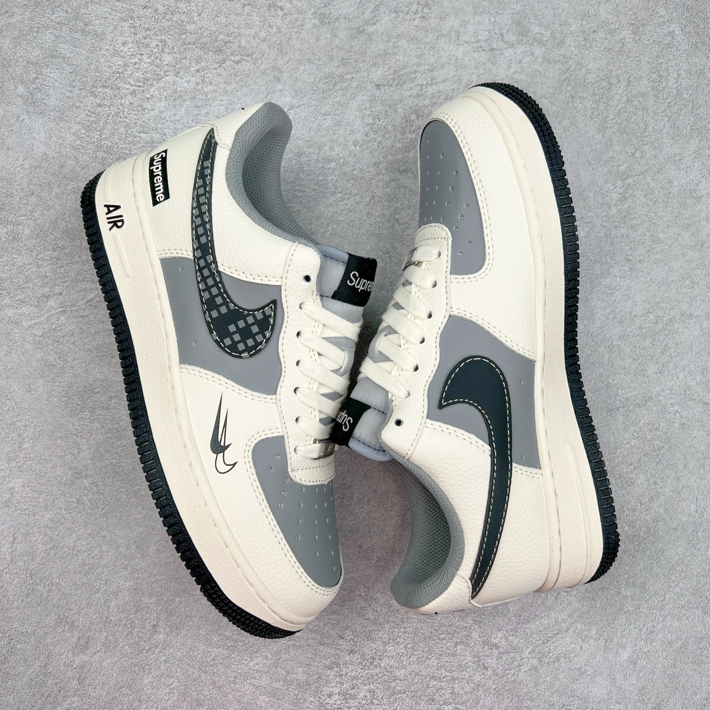 图片[3]-NK Air Force 1´07 Low 空军一号低帮百搭休闲运动板鞋 XS1958-568 柔软、弹性十足的缓震性能和出色的中底设计 横跨复古与现代的外型结合 造就出风靡全球 三十多年的Force 1 直到今天还深受青睐 实拍调校N版已经零色差零失真 百分百还原实物色彩所见即所得 不存在货不对板色差等低级问题 选购参考实物拍摄 不混卖不参货 只用心做好货严格选品 承诺混一赔十 尺码：36 36.5 37.5 38 38.5 39 40 40.5 41 42 42.5 43 44 44.5 45-选品中心