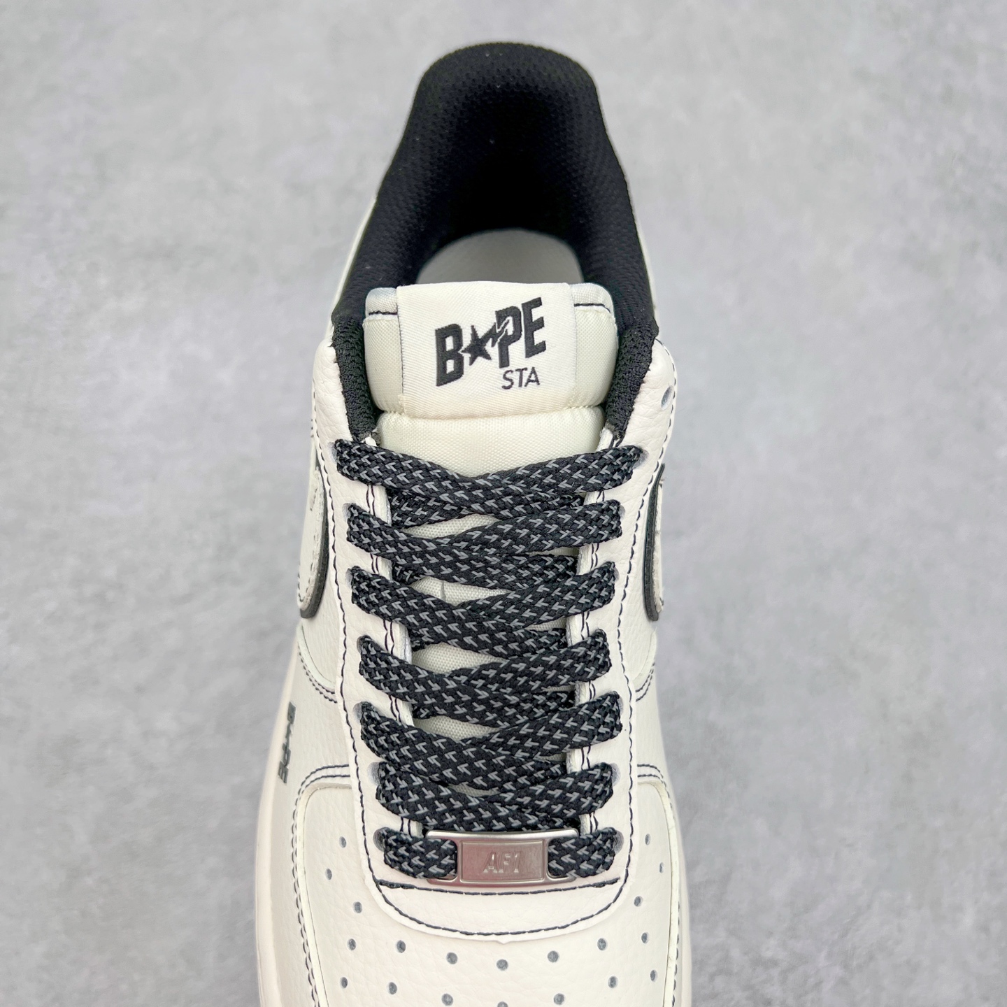 图片[5]-NK Air Force 1´07 Low 空军一号低帮百搭休闲运动板鞋 HH7518-067 柔软、弹性十足的缓震性能和出色的中底设计 横跨复古与现代的外型结合 造就出风靡全球 三十多年的Force 1 直到今天还深受青睐 实拍调校N版已经零色差零失真 百分百还原实物色彩所见即所得 不存在货不对板色差等低级问题 选购参考实物拍摄 不混卖不参货 只用心做好货严格选品 承诺混一赔十 尺码：36 36.5 37.5 38 38.5 39 40 40.5 41 42 42.5 43 44 44.5 45-选品中心