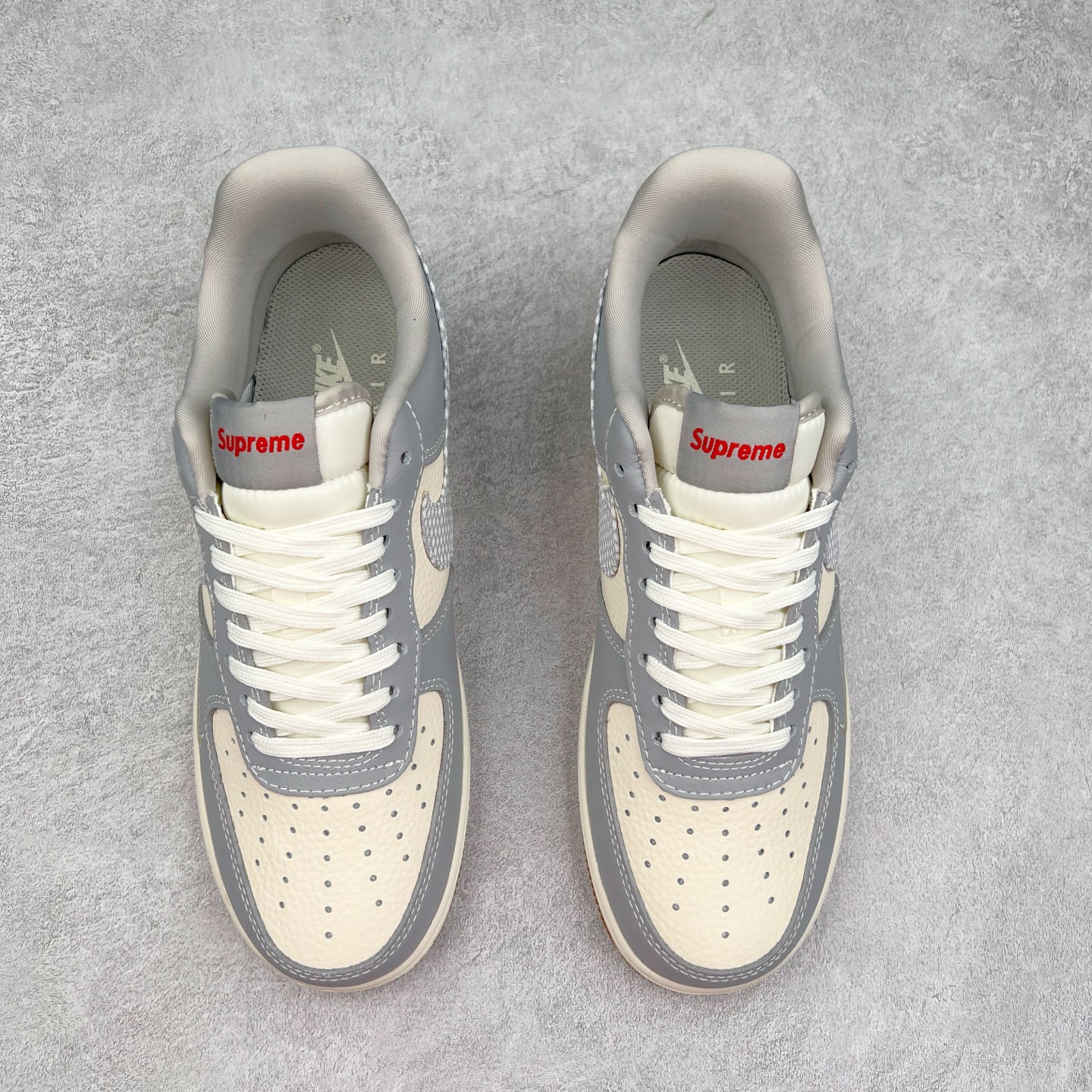 图片[2]-NK Air Force 1´07 Low 空军一号低帮百搭休闲运动板鞋 KK1988-075 柔软、弹性十足的缓震性能和出色的中底设计 横跨复古与现代的外型结合 造就出风靡全球 三十多年的Force 1 直到今天还深受青睐 实拍调校N版已经零色差零失真 百分百还原实物色彩所见即所得 不存在货不对板色差等低级问题 选购参考实物拍摄 不混卖不参货 只用心做好货严格选品 承诺混一赔十 尺码：36 36.5 37.5 38 38.5 39 40 40.5 41 42 42.5 43 44 44.5 45-选品中心