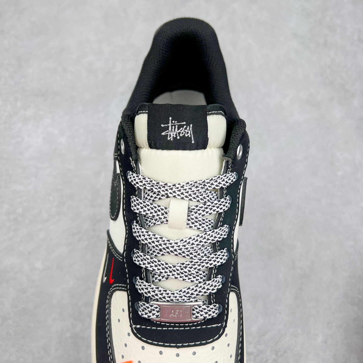 图片[5]-NK Air Force 1´07 Low 空军一号低帮百搭休闲运动板鞋 SJ6698-012 柔软、弹性十足的缓震性能和出色的中底设计 横跨复古与现代的外型结合 造就出风靡全球 三十多年的Force 1 直到今天还深受青睐 实拍调校N版已经零色差零失真 百分百还原实物色彩所见即所得 不存在货不对板色差等低级问题 选购参考实物拍摄 不混卖不参货 只用心做好货严格选品 承诺混一赔十 尺码：36 36.5 37.5 38 38.5 39 40 40.5 41 42 42.5 43 44 44.5 45-选品中心