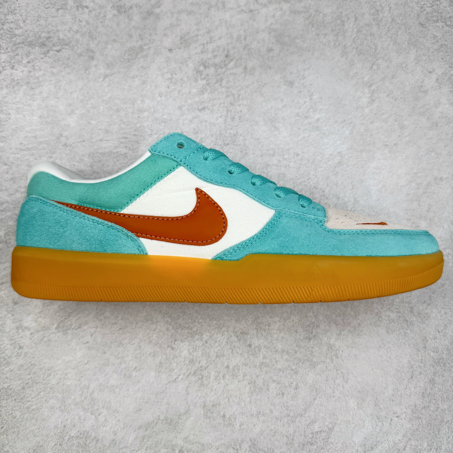 NK SB Force 58 空军58系列低帮休闲运动滑板板鞋 DV5477-302 鞋面由帆布和麂皮拼接 层次感丰富 搭配硫化外底 耐磨耐穿 鞋舌及中底后跟处饰有SB Logo 表明鞋款身份 采用包边设计 经久耐穿 硫化结构则有效提升灵活性 穿上这款全新推出的创意力作 助你耀动街头 尺码:36 36.5 37.5 38 38.5 39 40 40.5 41 42 42.5 43 44 45-选品中心