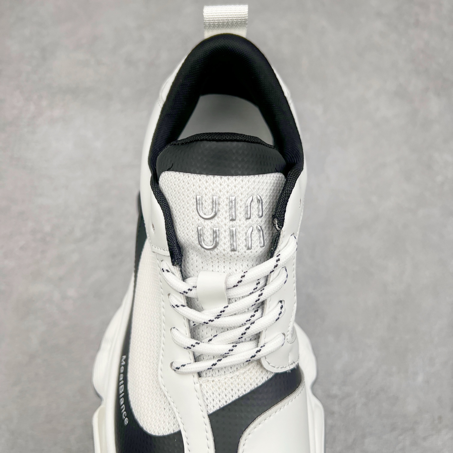 图片[5]-2025赵露思，新晋潮流鞋靴品 GG-CC 5CM厚底增高 星河粒子 月牙底绑带休闲运动老爹鞋 春日踏青舒适度和少女感 GGCC运动休闲鞋界的白月光🌙 白黄紫配色好温柔 三层组合月牙底 柔软有弹性的月牙底和增加舒适度显腿长的5cm增高 长时间走路和站立都不累脚 不管怎么搭配都好看 尺码：35 36 37 38 39 40-选品中心