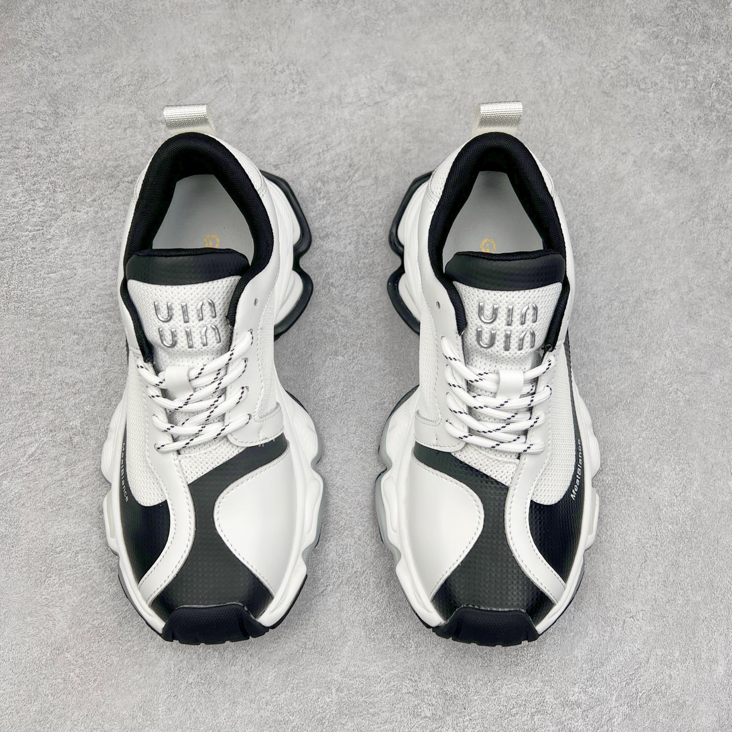 图片[2]-2025赵露思，新晋潮流鞋靴品 GG-CC 5CM厚底增高 星河粒子 月牙底绑带休闲运动老爹鞋 春日踏青舒适度和少女感 GGCC运动休闲鞋界的白月光🌙 白黄紫配色好温柔 三层组合月牙底 柔软有弹性的月牙底和增加舒适度显腿长的5cm增高 长时间走路和站立都不累脚 不管怎么搭配都好看 尺码：35 36 37 38 39 40-选品中心