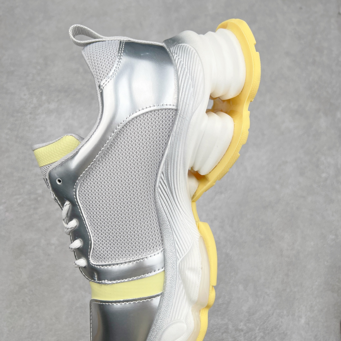 图片[7]-2025赵露思，新晋潮流鞋靴品 GG-CC 5CM厚底增高 星河粒子 月牙底绑带休闲运动老爹鞋 春日踏青舒适度和少女感 GGCC运动休闲鞋界的白月光🌙 白黄紫配色好温柔 三层组合月牙底 柔软有弹性的月牙底和增加舒适度显腿长的5cm增高 长时间走路和站立都不累脚 不管怎么搭配都好看 尺码：35 36 37 38 39 40-选品中心