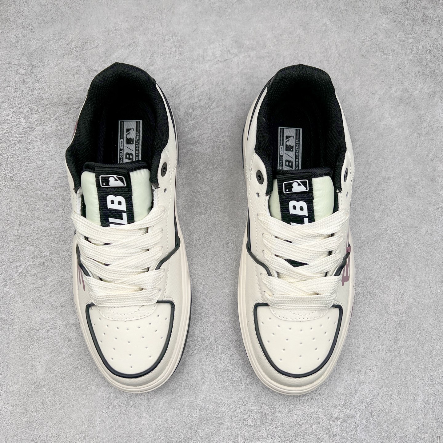 图片[2]-MLB Chunky Liner Basic 复古印花学长鞋系列低帮轻量增高厚底百搭休闲运动慢跑鞋板鞋 Korea韩国联名NY美国榄球纽约洋基队限定 韩国代购专供 全套原楦原纸板原厂数据开发 正确中底拉帮中底网布细节 平台代购专供 左脚内置芯片 韩国代购吊牌标贴 独家一比一RB+MD组合大底 高频后跟小人Logo精准对位立体饱满 正确网布加超迁鞋面 转印中底走线紧密 转印Logo工艺表层防刮不掉色 尺码：35 36 36.5 37.5 38 38.5 39 40 40.5 41 42 42.5 43 44 45-选品中心