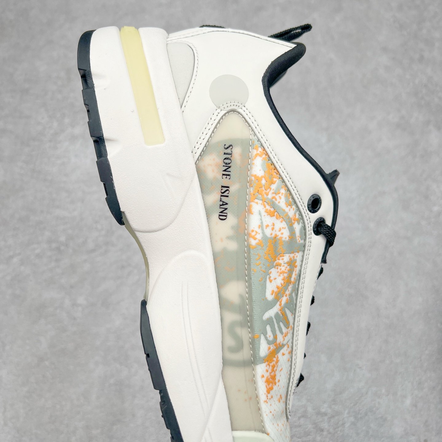 图片[6]-Stone Island Grime Panelled 石头岛黑褐色舒适时尚低帮生活休闲鞋 石头岛作不仅是科技面料和织物染色典范并加入了创新机能美学，兼顾功能性与时尚感，颠覆传统休闲服饰的想象。尺码：36 37 37.5 38 38.5 39 39.5 40 40.5 41.5 42 42.5 43 44 44.5 45-选品中心