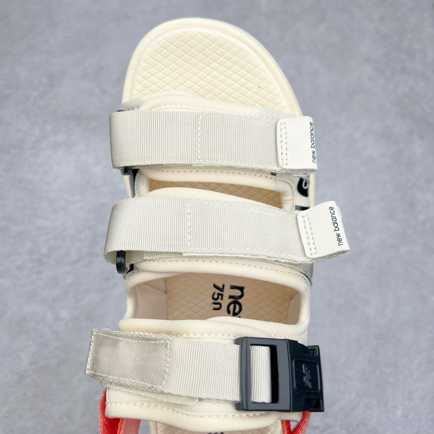 图片[4]-New Balance 新百伦NB SD3205 经典沙滩凉鞋 韩国专柜订单 MD高频软底 原厂织带面料 弹力扣 将机能美学融入到夏日凉鞋设计中 兼具舒适度与时尚感 早在韩国一经推出 迅速席卷潮流圈 尺码：35/44-选品中心