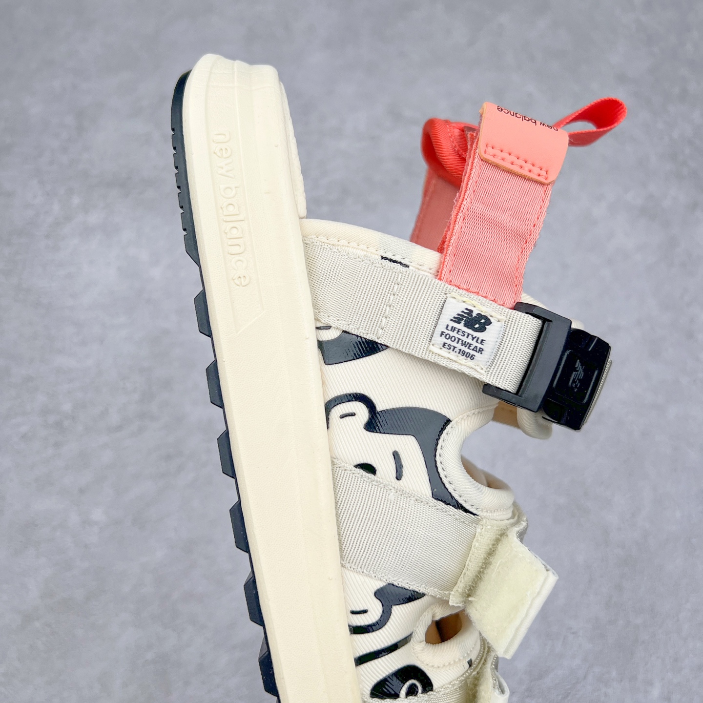 图片[6]-New Balance 新百伦NB SD3205 经典沙滩凉鞋 韩国专柜订单 MD高频软底 原厂织带面料 弹力扣 将机能美学融入到夏日凉鞋设计中 兼具舒适度与时尚感 早在韩国一经推出 迅速席卷潮流圈 尺码：35/44-选品中心