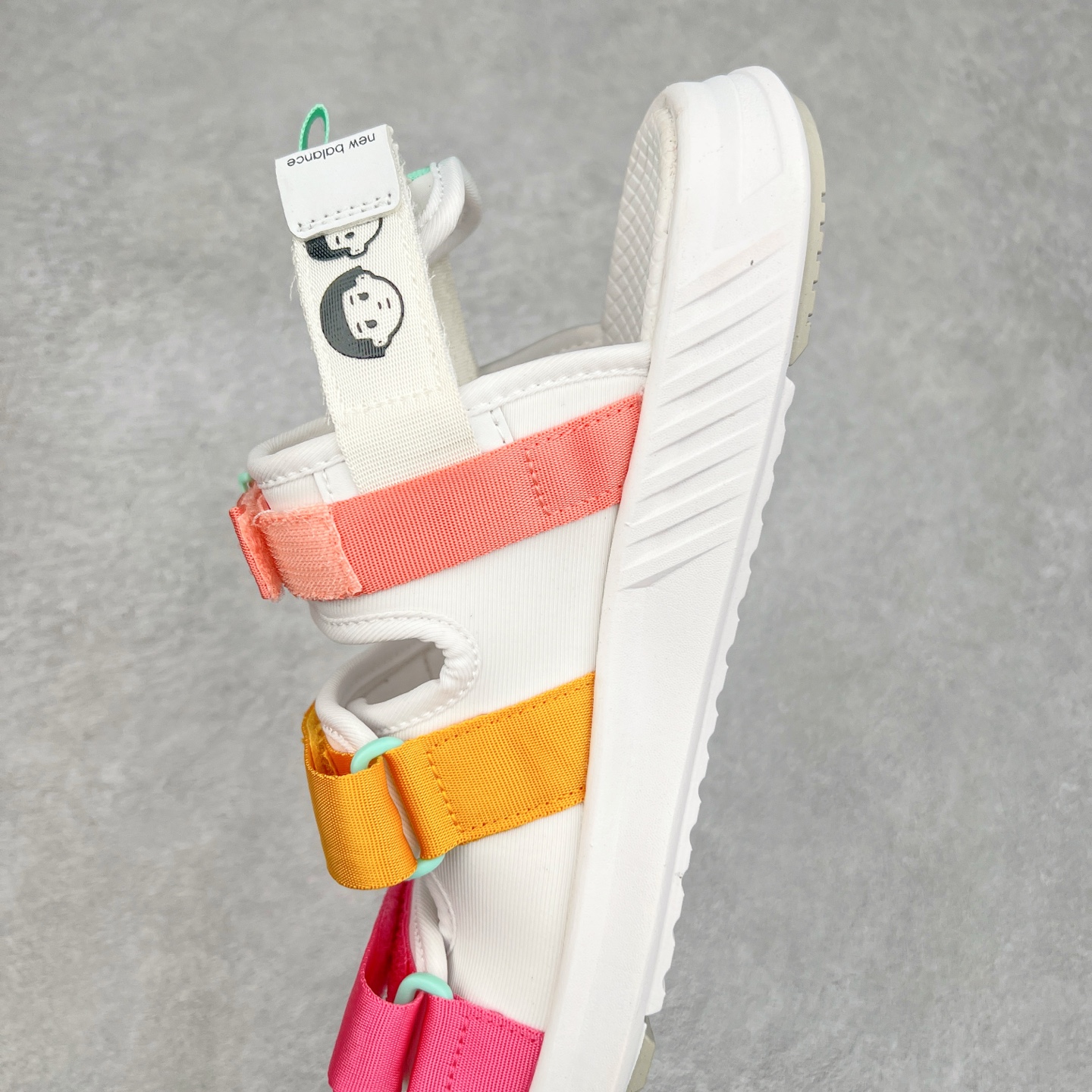 图片[7]-New Balance 新百伦NB SD3205 经典沙滩凉鞋 韩国专柜订单 MD高频软底 原厂织带面料 弹力扣 将机能美学融入到夏日凉鞋设计中 兼具舒适度与时尚感 早在韩国一经推出 迅速席卷潮流圈 尺码：35/44-选品中心