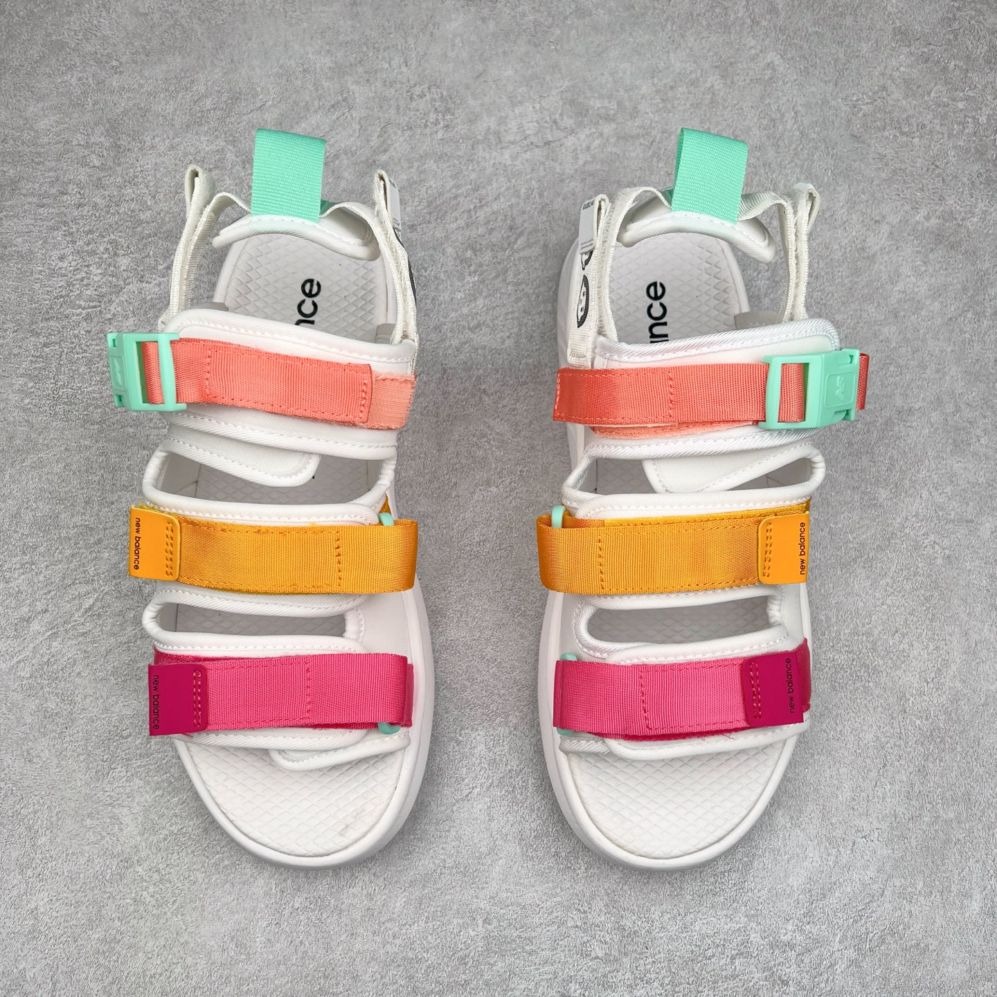 图片[2]-New Balance 新百伦NB SD3205 经典沙滩凉鞋 韩国专柜订单 MD高频软底 原厂织带面料 弹力扣 将机能美学融入到夏日凉鞋设计中 兼具舒适度与时尚感 早在韩国一经推出 迅速席卷潮流圈 尺码：35/44-选品中心