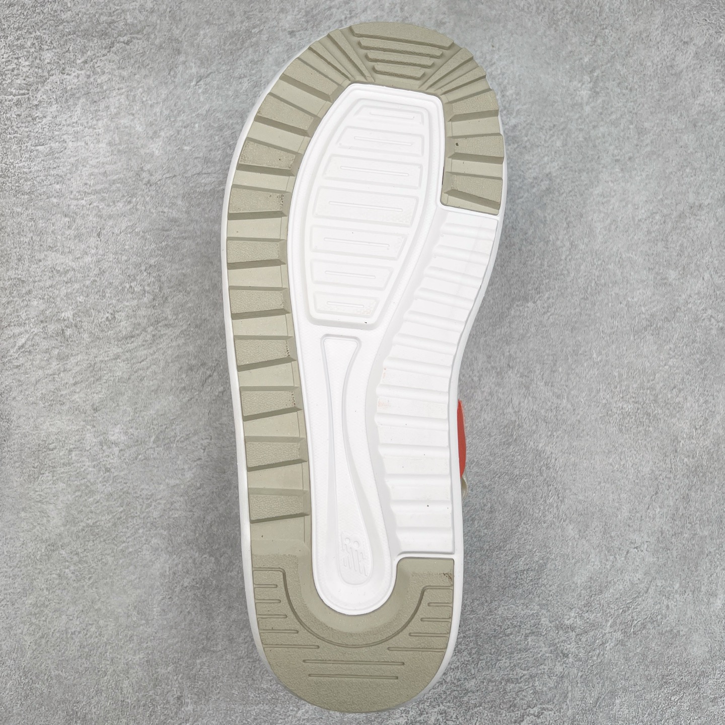 图片[9]-New Balance 新百伦NB SD3205 经典沙滩凉鞋 韩国专柜订单 MD高频软底 原厂织带面料 弹力扣 将机能美学融入到夏日凉鞋设计中 兼具舒适度与时尚感 早在韩国一经推出 迅速席卷潮流圈 尺码：35/44-选品中心