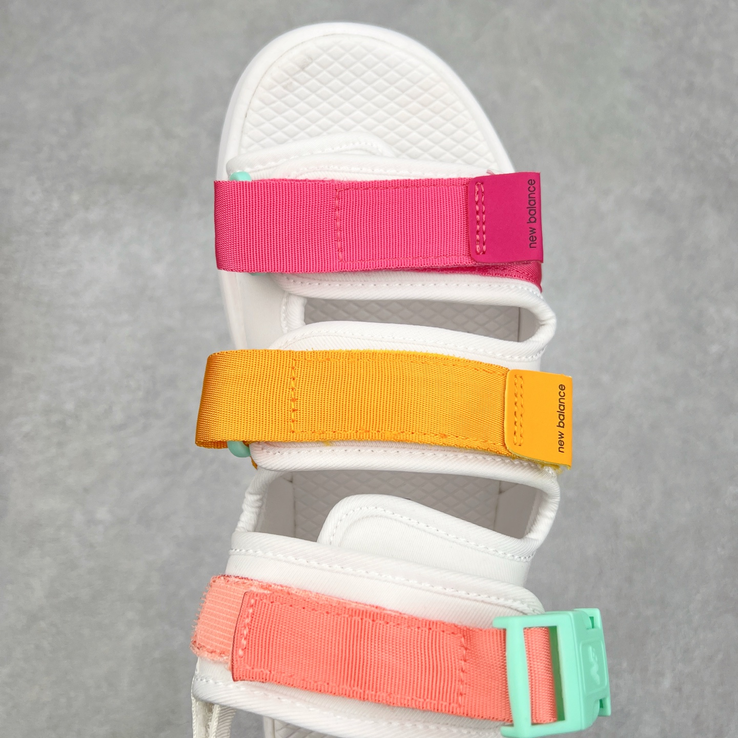 图片[4]-New Balance 新百伦NB SD3205 经典沙滩凉鞋 韩国专柜订单 MD高频软底 原厂织带面料 弹力扣 将机能美学融入到夏日凉鞋设计中 兼具舒适度与时尚感 早在韩国一经推出 迅速席卷潮流圈 尺码：35/44-选品中心