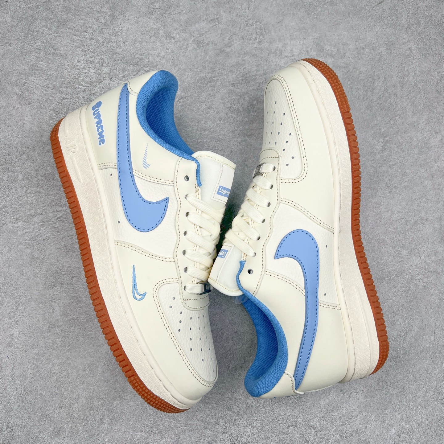 图片[3]-NK Air Force 1´07 Low 空军一号低帮百搭休闲运动板鞋 XS1958-547 柔软、弹性十足的缓震性能和出色的中底设计 横跨复古与现代的外型结合 造就出风靡全球 三十多年的Force 1 直到今天还深受青睐 实拍调校N版已经零色差零失真 百分百还原实物色彩所见即所得 不存在货不对板色差等低级问题 选购参考实物拍摄 不混卖不参货 只用心做好货严格选品 承诺混一赔十 尺码：36 36.5 37.5 38 38.5 39 40 40.5 41 42 42.5 43 44 44.5 45-选品中心