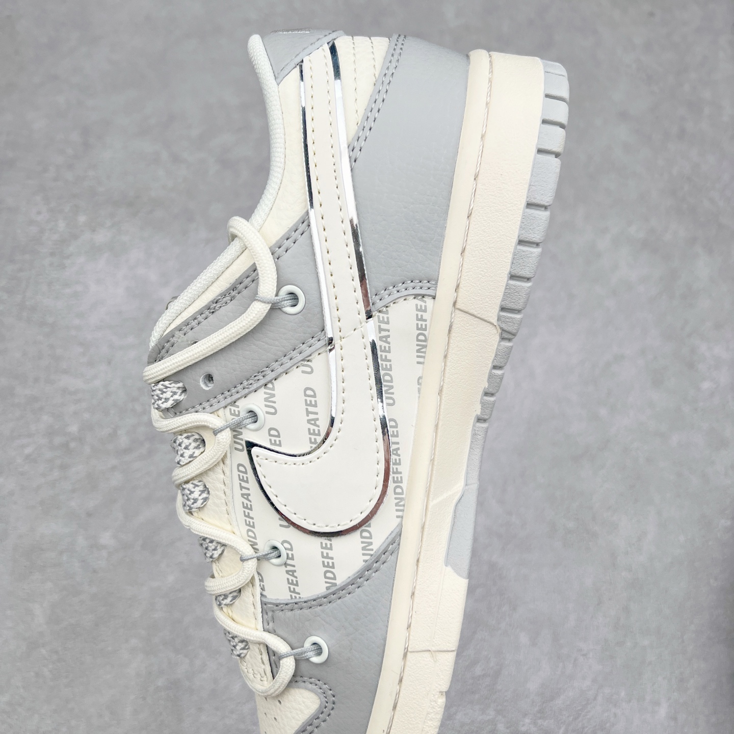 图片[7]-NK Dunk Low 定制配色 YX5066-223 大厂出品 极力推荐 原装头层材料 独家版型蒸餾加工帶來的是更好的视觉和脚感体验大厂纯原品质出货 清洁度 电绣工艺 皮料切割干净无任何毛边 细节完美 实拍调校N版已经零色差零失真 百分百还原实物色彩所见即所得 不存在货不对板色差等低级问题 选购参考实物拍摄 不混卖不参货 只用心做好货严格选品 承诺混一赔十 尺码：36 36.5 37.5 38 38.5 39 40 40.5 41 42 42.5 43 44 44.5 45-选品中心