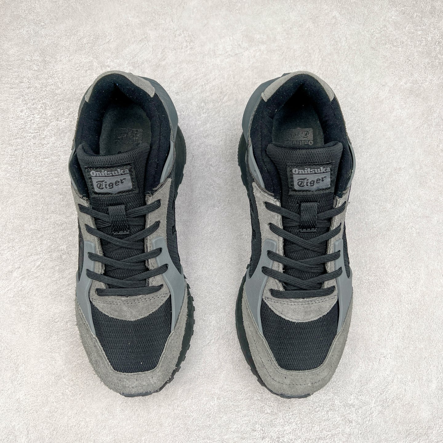 图片[2]-鬼塚虎/Onitsuka Tiger MOAGE CO Low 摩纳哥CO系列低帮厚底复古经典百搭休闲慢跑鞋 #升级原楦原纸版开发版型 #采用翻毛皮组合网织织物鞋面材质 #内嵌OrthoLite(欧索莱)透气吸汗鞋垫贴 #外置环保双层切片组合轻质防滑橡胶外底❗️ 尺码：36 37 37.5 38 39 39.5 40 40.5 41.5 42 42.5 43.5 44 45-选品中心