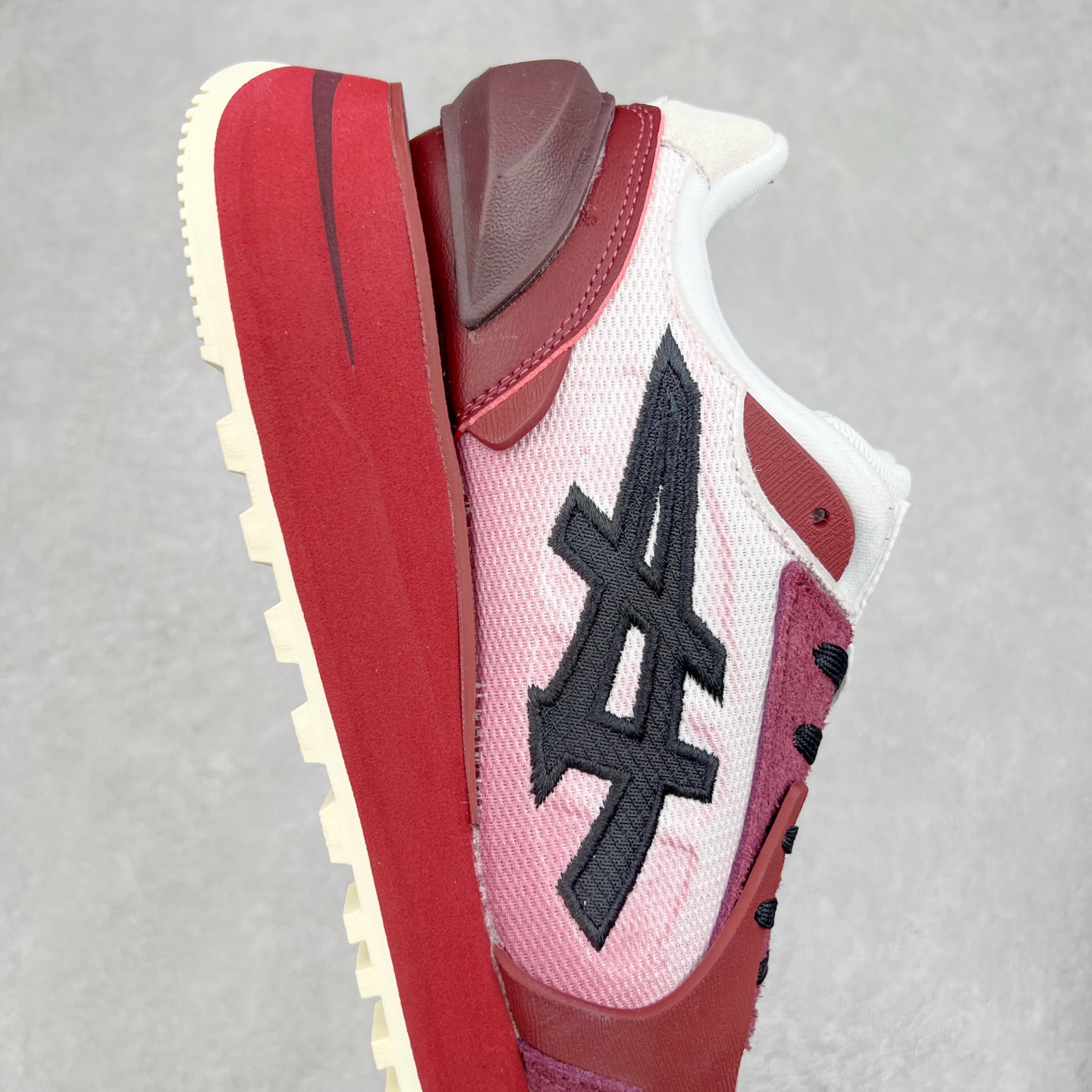 图片[6]-鬼塚虎/Onitsuka Tiger MOAGE CO Low 摩纳哥CO系列低帮厚底复古经典百搭休闲慢跑鞋 #升级原楦原纸版开发版型 #采用翻毛皮组合网织织物鞋面材质 #内嵌OrthoLite(欧索莱)透气吸汗鞋垫贴 #外置环保双层切片组合轻质防滑橡胶外底❗️ 尺码：36 37 37.5 38 39 39.5 40 40.5 41.5 42 42.5 43.5 44 45-选品中心