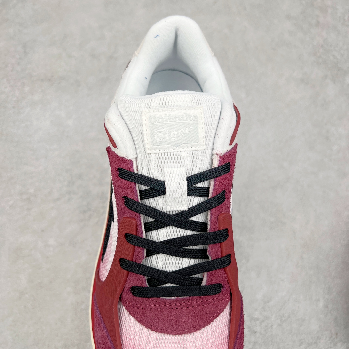 图片[5]-鬼塚虎/Onitsuka Tiger MOAGE CO Low 摩纳哥CO系列低帮厚底复古经典百搭休闲慢跑鞋 #升级原楦原纸版开发版型 #采用翻毛皮组合网织织物鞋面材质 #内嵌OrthoLite(欧索莱)透气吸汗鞋垫贴 #外置环保双层切片组合轻质防滑橡胶外底❗️ 尺码：36 37 37.5 38 39 39.5 40 40.5 41.5 42 42.5 43.5 44 45-选品中心