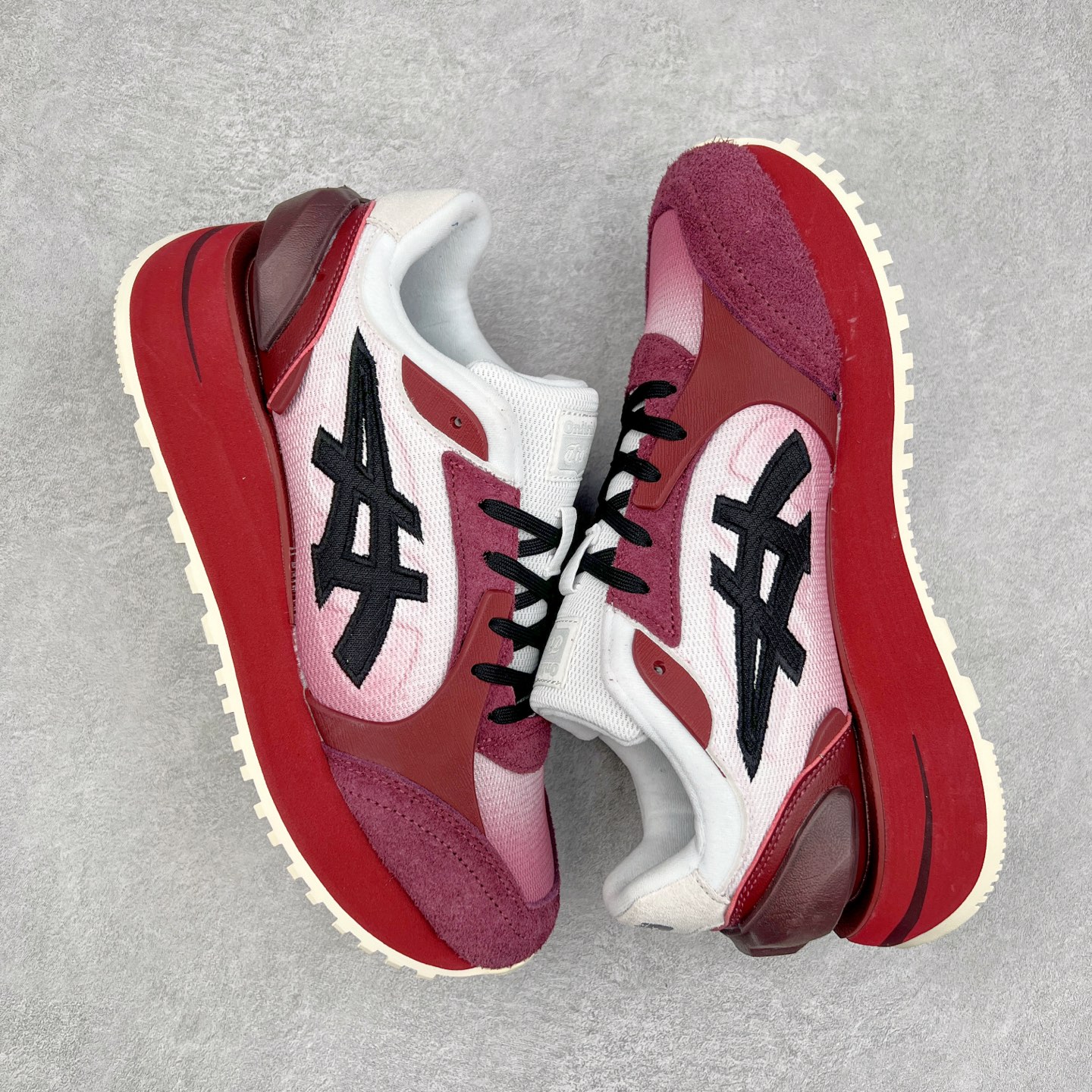 图片[3]-鬼塚虎/Onitsuka Tiger MOAGE CO Low 摩纳哥CO系列低帮厚底复古经典百搭休闲慢跑鞋 #升级原楦原纸版开发版型 #采用翻毛皮组合网织织物鞋面材质 #内嵌OrthoLite(欧索莱)透气吸汗鞋垫贴 #外置环保双层切片组合轻质防滑橡胶外底❗️ 尺码：36 37 37.5 38 39 39.5 40 40.5 41.5 42 42.5 43.5 44 45-选品中心