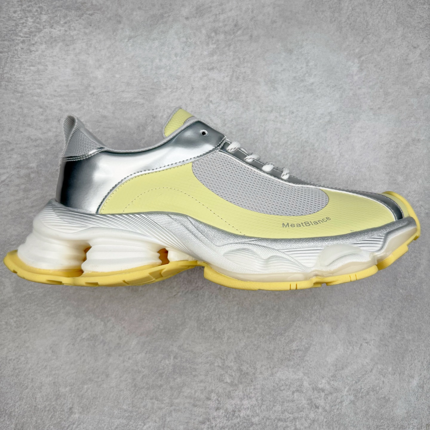 2025赵露思，新晋潮流鞋靴品 GG-CC 5CM厚底增高 星河粒子 月牙底绑带休闲运动老爹鞋 春日踏青舒适度和少女感 GGCC运动休闲鞋界的白月光🌙 白黄紫配色好温柔 三层组合月牙底 柔软有弹性的月牙底和增加舒适度显腿长的5cm增高 长时间走路和站立都不累脚 不管怎么搭配都好看 尺码：35 36 37 38 39 40-选品中心