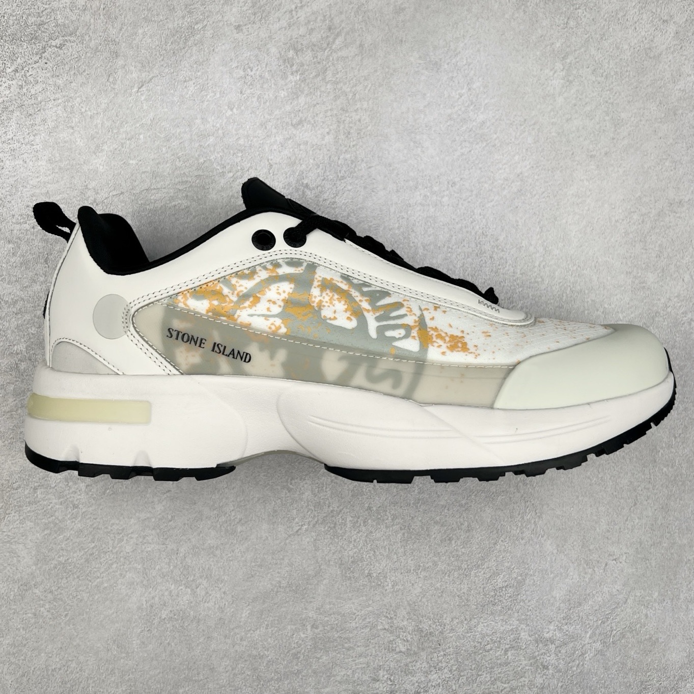 Stone Island Grime Panelled 石头岛黑褐色舒适时尚低帮生活休闲鞋 石头岛作不仅是科技面料和织物染色典范并加入了创新机能美学，兼顾功能性与时尚感，颠覆传统休闲服饰的想象。尺码：36 37 37.5 38 38.5 39 39.5 40 40.5 41.5 42 42.5 43 44 44.5 45-选品中心