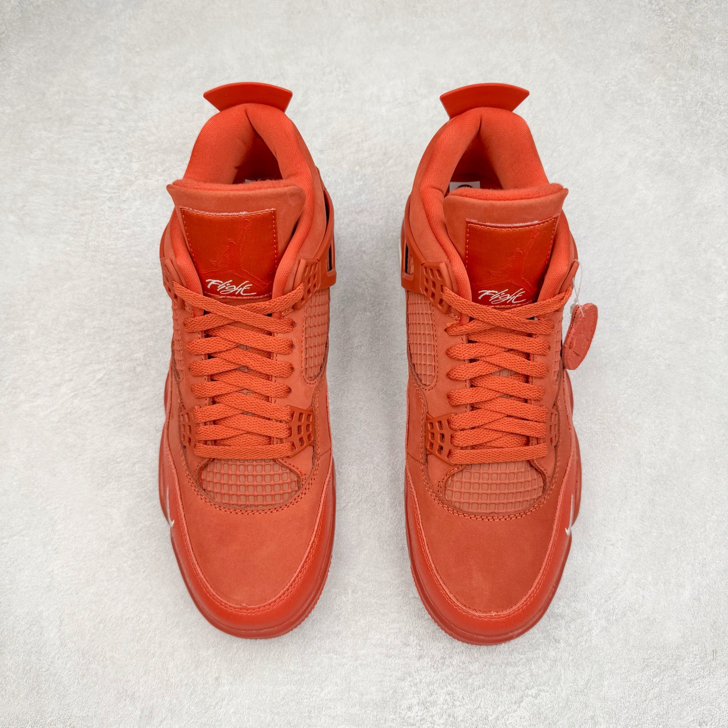 图片[2]-＃K版纯原 Nigel Sylvester x Air Jordan AJ4 “Brick by Brick” 联名红砖 货号：HF4340-800 全新升级改良 原鞋原楦原纸板同源开发 完美呈现乔4的版型 内侧正确双色网格 还原细节 原厂皮料 正确气垫颜色 正确网格工艺 正确拉帮工艺 全鞋原装材料制作 原档案原模具打造 支持全方位与正品对比 尺码：40 40.5 41 42 42.5 43 44 44.5 45 46 47.5-选品中心