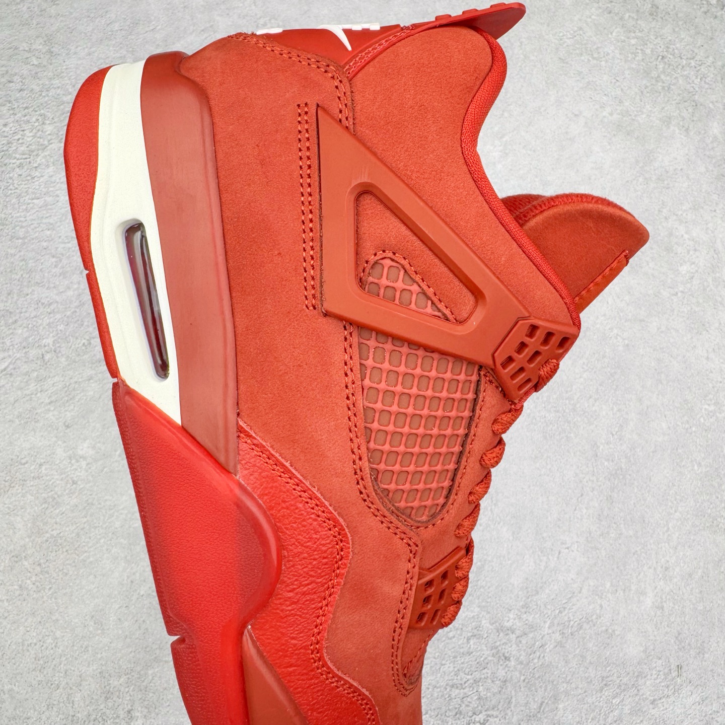图片[6]-＃K版纯原 Nigel Sylvester x Air Jordan AJ4 “Brick by Brick” 联名红砖 货号：HF4340-800 全新升级改良 原鞋原楦原纸板同源开发 完美呈现乔4的版型 内侧正确双色网格 还原细节 原厂皮料 正确气垫颜色 正确网格工艺 正确拉帮工艺 全鞋原装材料制作 原档案原模具打造 支持全方位与正品对比 尺码：40 40.5 41 42 42.5 43 44 44.5 45 46 47.5-选品中心