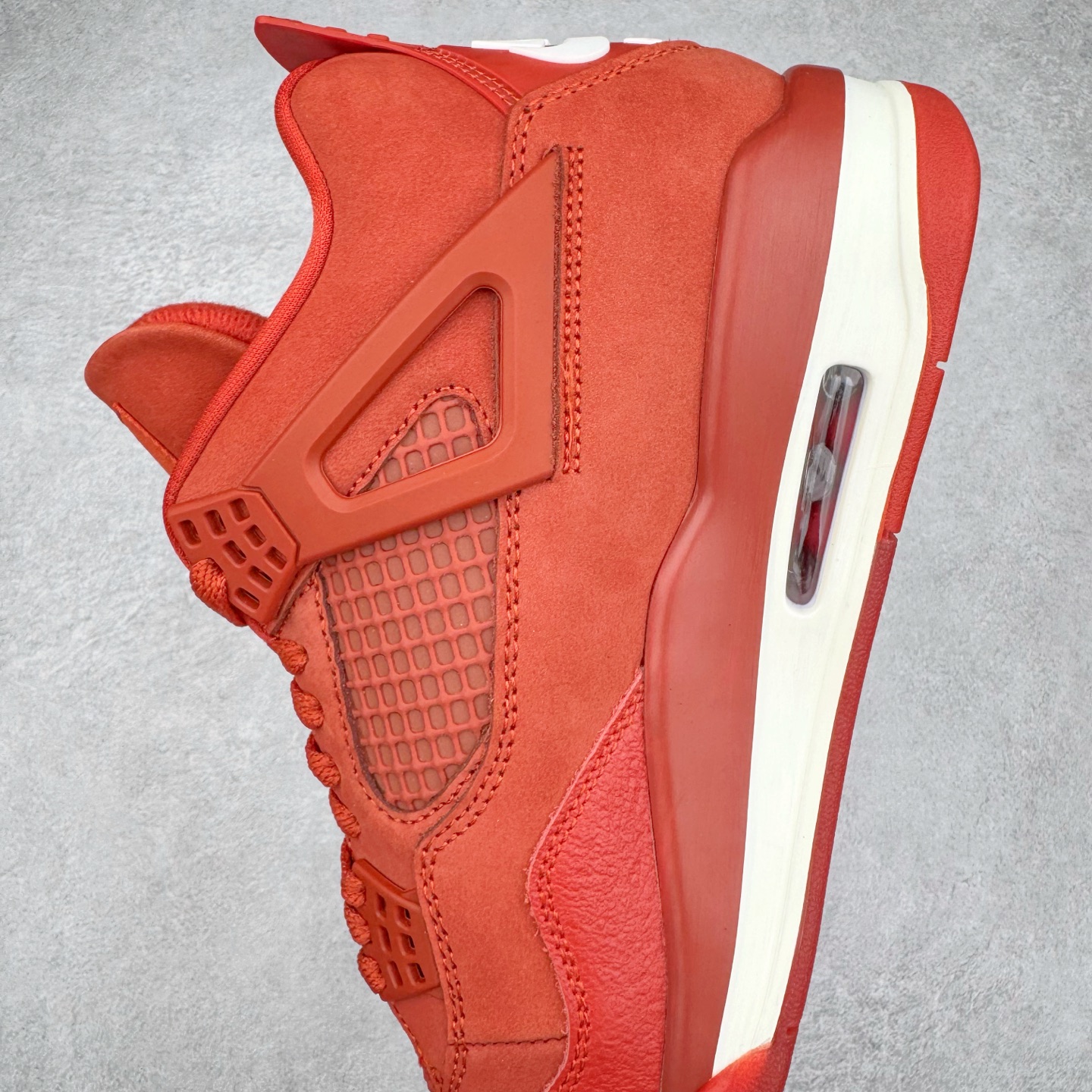 图片[7]-＃K版纯原 Nigel Sylvester x Air Jordan AJ4 “Brick by Brick” 联名红砖 货号：HF4340-800 全新升级改良 原鞋原楦原纸板同源开发 完美呈现乔4的版型 内侧正确双色网格 还原细节 原厂皮料 正确气垫颜色 正确网格工艺 正确拉帮工艺 全鞋原装材料制作 原档案原模具打造 支持全方位与正品对比 尺码：40 40.5 41 42 42.5 43 44 44.5 45 46 47.5-选品中心