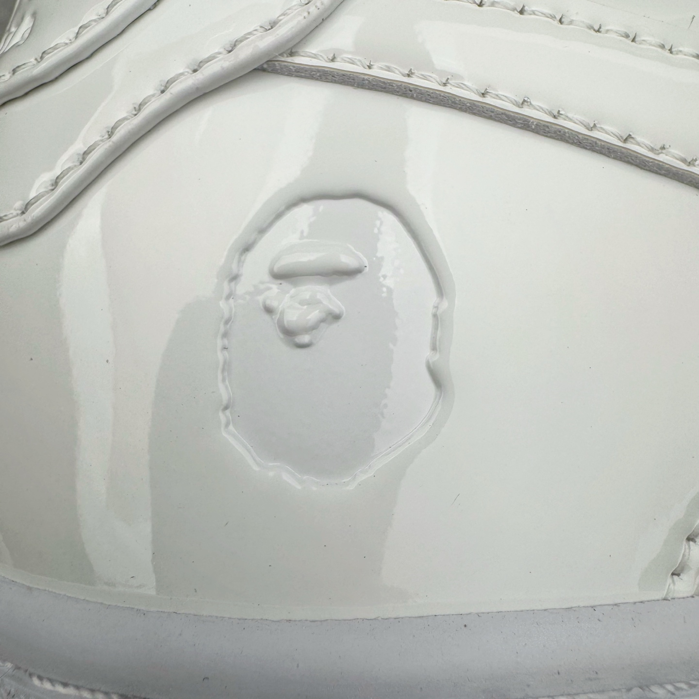 ＃纯原福利‼️
Bape Sta To Low 明星同款 猿人头经典漆皮低帮运动休闲板鞋 全套原纸板楦头