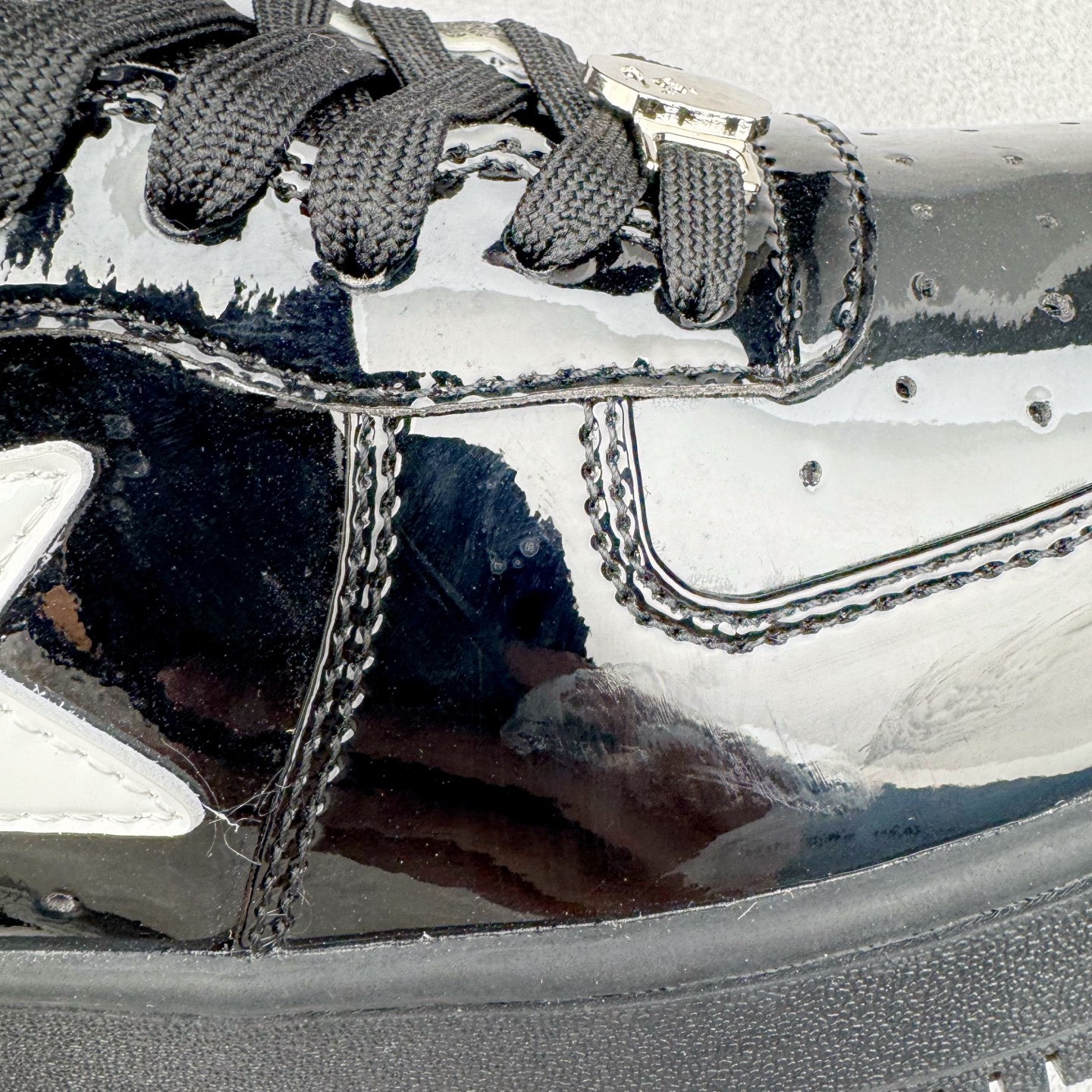 ＃纯原福利‼️
Bape Sta To Low 明星同款 猿人头经典漆皮低帮运动休闲板鞋 全套原纸板楦头