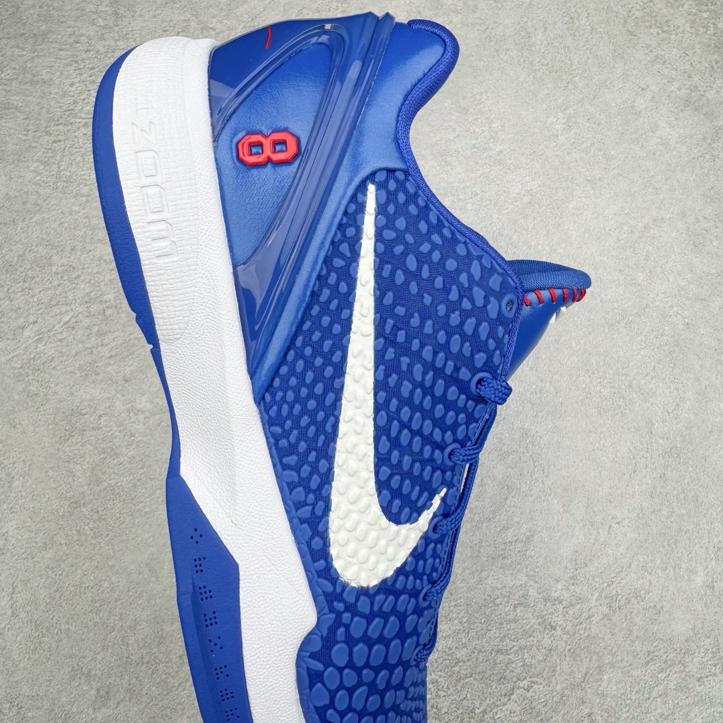 图片[6]-＃Star NK Zoom Kobe 6 Protro 科比六代 道奇蓝白 CW2190-400 圈内顶级批次 完美复刻公司货 前掌超大Zoom Turbo气垫 后掌EVA缓震 真正的原汁原味 还原ZP脚感 全身鞋材卡料色独家定制 唯一正确喷漆工艺Swoosh 正确凹凸蛇鳞工艺 正确鞋面渐变效果 内全置真动飞态线 独立原厂模具 最大尺码达到48.5码 首批不拼图大几率过验 亲测已过 支持各种高强度实战 无需担心 上脚价 补货周期极长 脚宽建议买大半码 科比系列前掌偏窄 不影响二次销售 支持七天无理由退换 尺码：40 40.5 41 42 42.5 43 44 44.5 45 45.5 46 47.5 48.5-选品中心