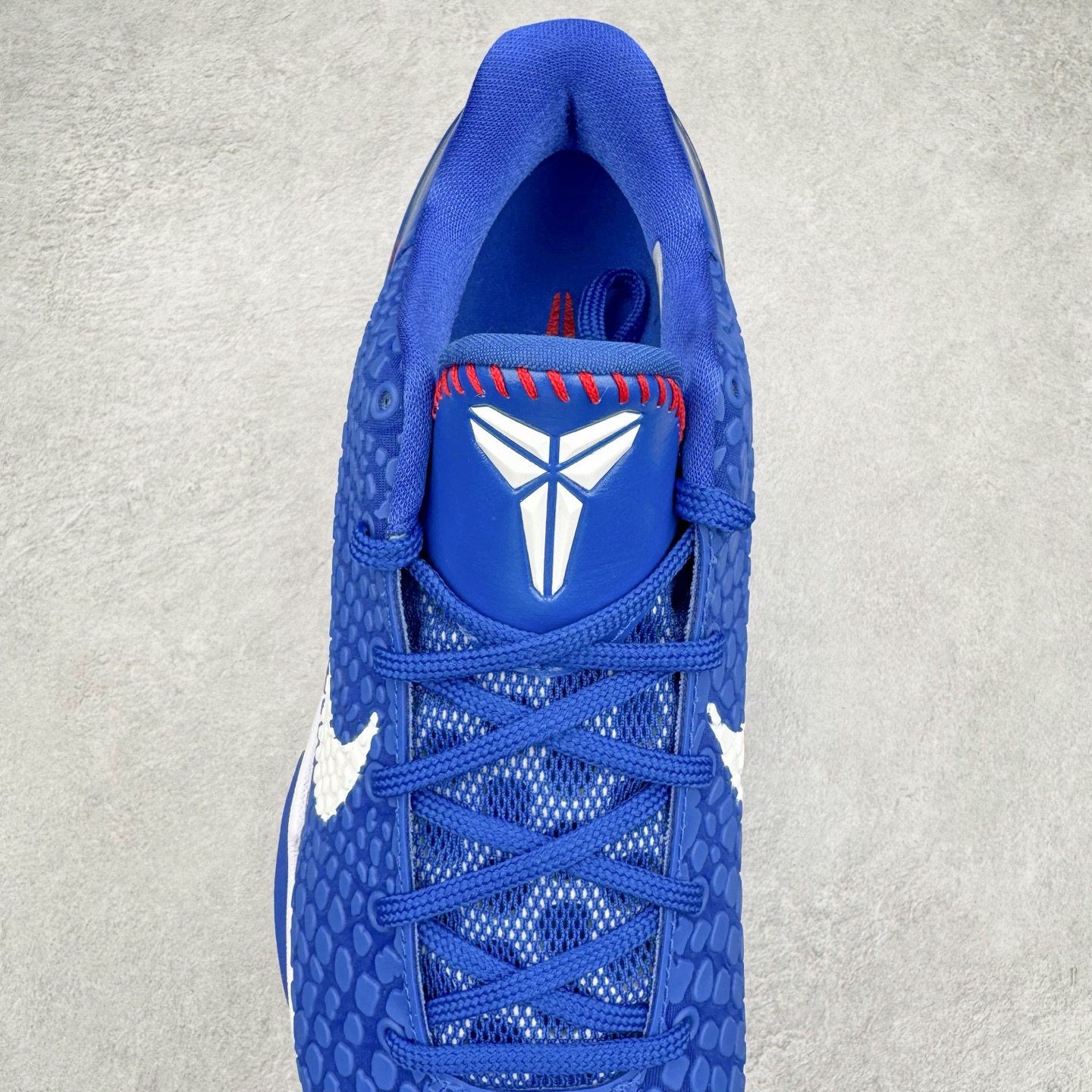 图片[5]-＃Star NK Zoom Kobe 6 Protro 科比六代 道奇蓝白 CW2190-400 圈内顶级批次 完美复刻公司货 前掌超大Zoom Turbo气垫 后掌EVA缓震 真正的原汁原味 还原ZP脚感 全身鞋材卡料色独家定制 唯一正确喷漆工艺Swoosh 正确凹凸蛇鳞工艺 正确鞋面渐变效果 内全置真动飞态线 独立原厂模具 最大尺码达到48.5码 首批不拼图大几率过验 亲测已过 支持各种高强度实战 无需担心 上脚价 补货周期极长 脚宽建议买大半码 科比系列前掌偏窄 不影响二次销售 支持七天无理由退换 尺码：40 40.5 41 42 42.5 43 44 44.5 45 45.5 46 47.5 48.5-选品中心