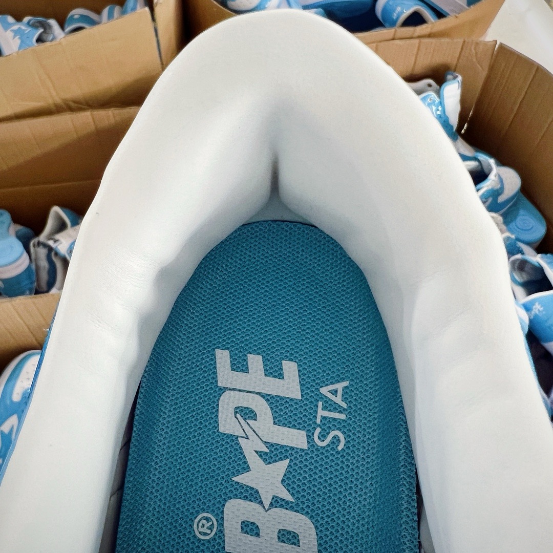 ＃纯原福利‼️
Bape Sta To Low 明星同款 猿人头经典漆皮低帮运动休闲板鞋 全套原纸板楦头