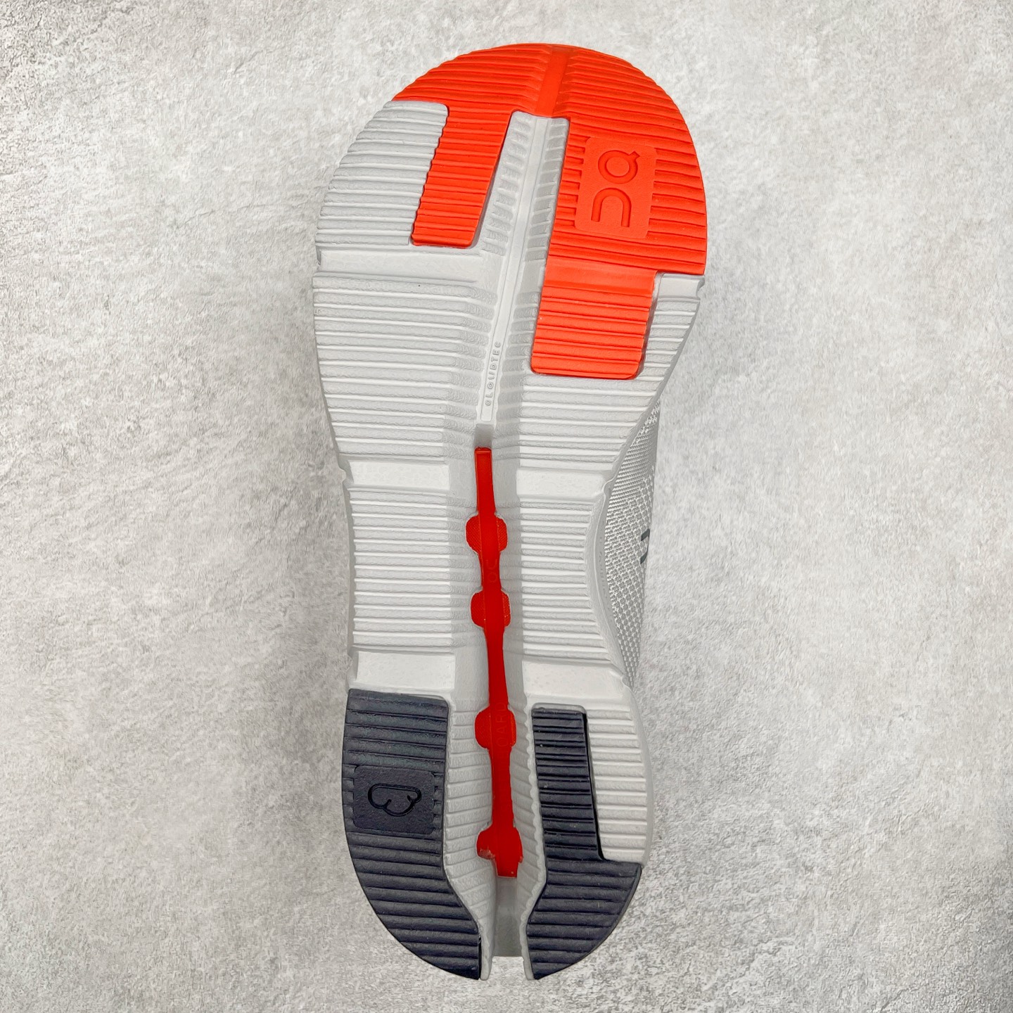 图片[9]-On昂跑 Cloudnova 轻量舒适织物回弹减震透气轻便耐磨防滑低帮休闲跑步鞋 昂跑运动品牌 开创于2010年 缓震着陆、强效回弹、轻柔质感的设计构思始终是ON研制关键 与此同时基于“为全球提供革新性的跑步感受”信念 陆续推出了多款跑鞋及其以专业运动人体跑步工程学为设计关键的功能性跑步服饰设备 让跑者不费力气地畅快畅跑 尺码：36 36.5 37.5 38 38.5 39 40 40.5 41 42 42.5 43 44 44.5 45-选品中心