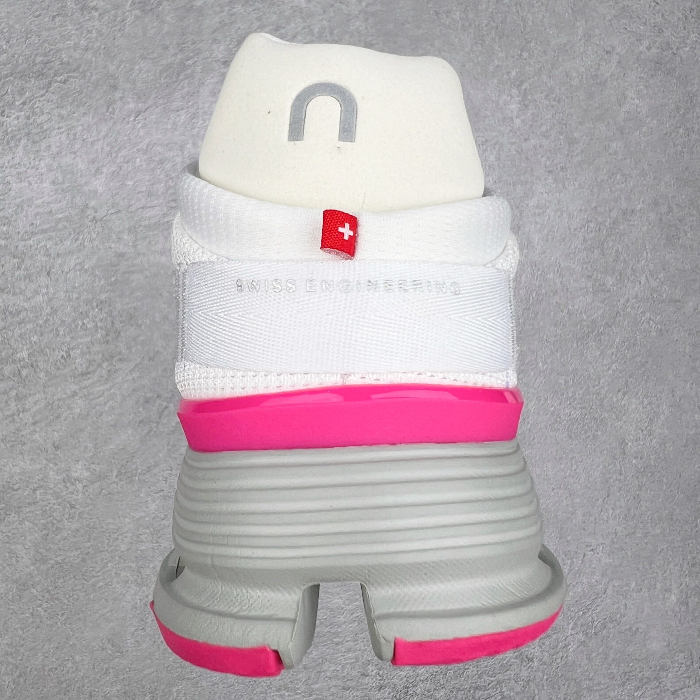 图片[8]-On昂跑 Cloudnova 轻量舒适织物回弹减震透气轻便耐磨防滑低帮休闲跑步鞋 昂跑运动品牌 开创于2010年 缓震着陆、强效回弹、轻柔质感的设计构思始终是ON研制关键 与此同时基于“为全球提供革新性的跑步感受”信念 陆续推出了多款跑鞋及其以专业运动人体跑步工程学为设计关键的功能性跑步服饰设备 让跑者不费力气地畅快畅跑 尺码：36 36.5 37.5 38 38.5 39 40 40.5 41 42 42.5 43 44 44.5 45-选品中心