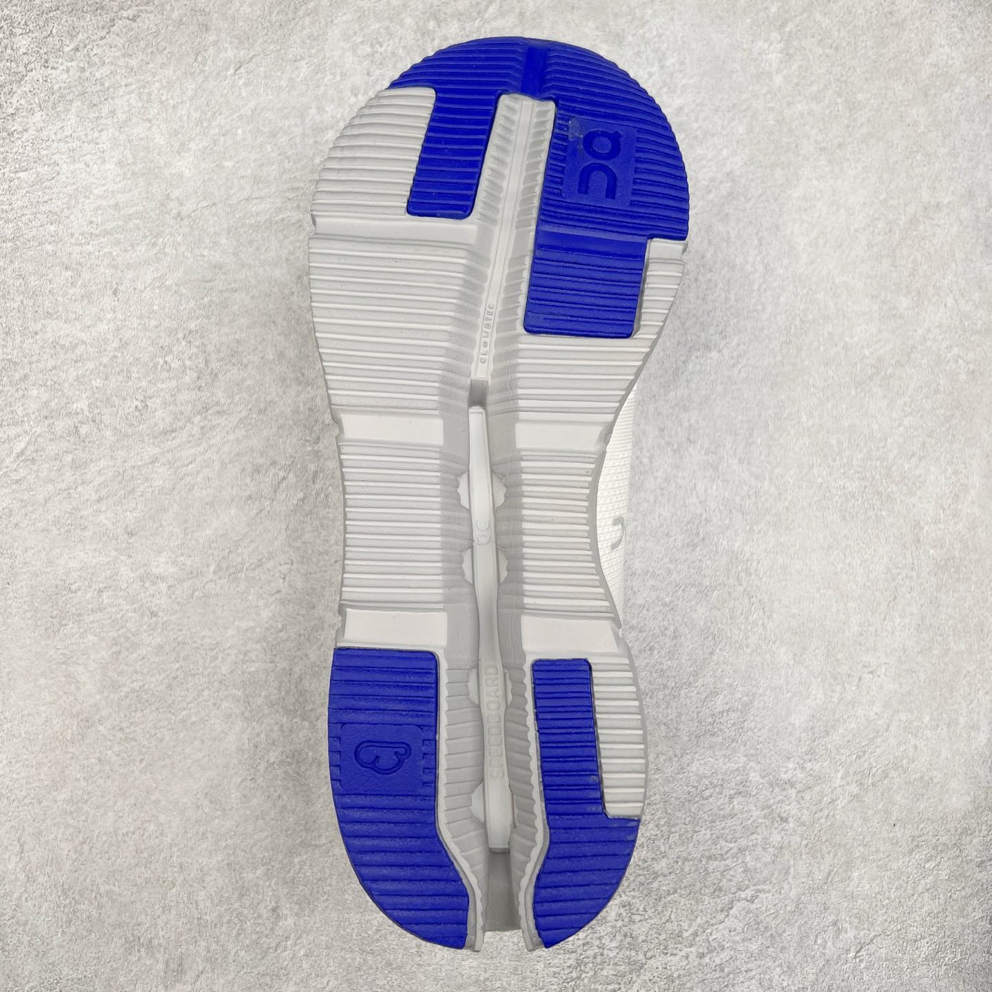 图片[9]-On昂跑 Cloudnova 轻量舒适织物回弹减震透气轻便耐磨防滑低帮休闲跑步鞋 昂跑运动品牌 开创于2010年 缓震着陆、强效回弹、轻柔质感的设计构思始终是ON研制关键 与此同时基于“为全球提供革新性的跑步感受”信念 陆续推出了多款跑鞋及其以专业运动人体跑步工程学为设计关键的功能性跑步服饰设备 让跑者不费力气地畅快畅跑 尺码：36 36.5 37.5 38 38.5 39 40 40.5 41 42 42.5 43 44 44.5 45-选品中心