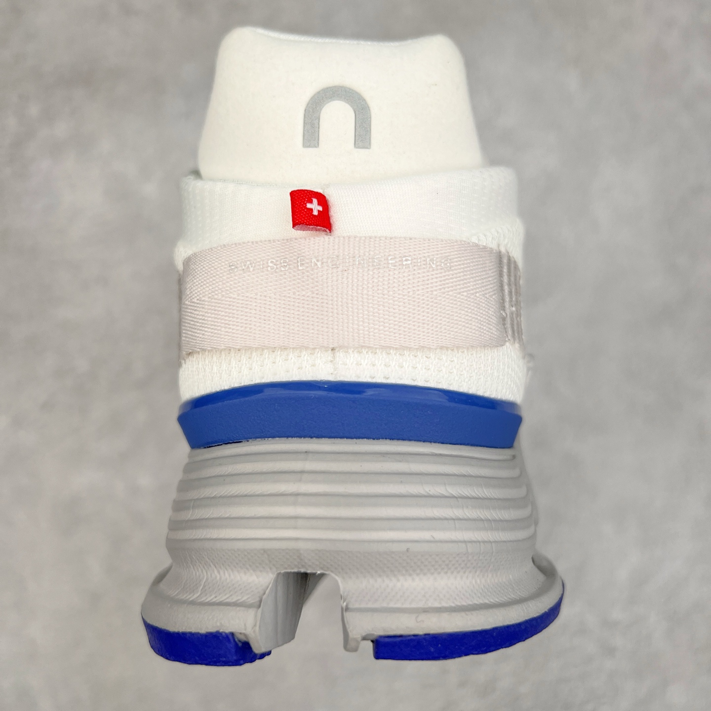 图片[8]-On昂跑 Cloudnova 轻量舒适织物回弹减震透气轻便耐磨防滑低帮休闲跑步鞋 昂跑运动品牌 开创于2010年 缓震着陆、强效回弹、轻柔质感的设计构思始终是ON研制关键 与此同时基于“为全球提供革新性的跑步感受”信念 陆续推出了多款跑鞋及其以专业运动人体跑步工程学为设计关键的功能性跑步服饰设备 让跑者不费力气地畅快畅跑 尺码：36 36.5 37.5 38 38.5 39 40 40.5 41 42 42.5 43 44 44.5 45-选品中心