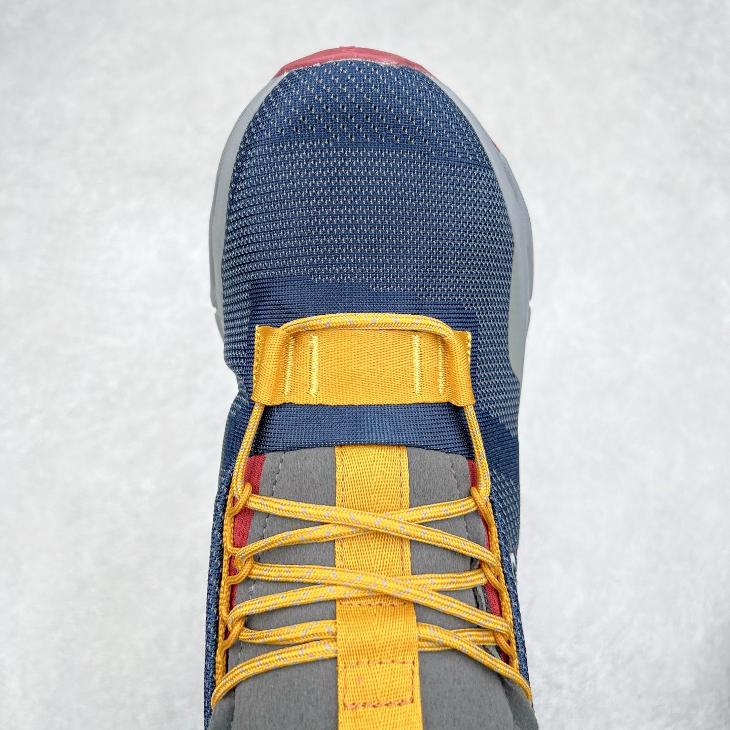 图片[4]-On昂跑 Cloudnova 轻量舒适织物回弹减震透气轻便耐磨防滑低帮休闲跑步鞋 昂跑运动品牌 开创于2010年 缓震着陆、强效回弹、轻柔质感的设计构思始终是ON研制关键 与此同时基于“为全球提供革新性的跑步感受”信念 陆续推出了多款跑鞋及其以专业运动人体跑步工程学为设计关键的功能性跑步服饰设备 让跑者不费力气地畅快畅跑 尺码：36 36.5 37.5 38 38.5 39 40 40.5 41 42 42.5 43 44 44.5 45-选品中心