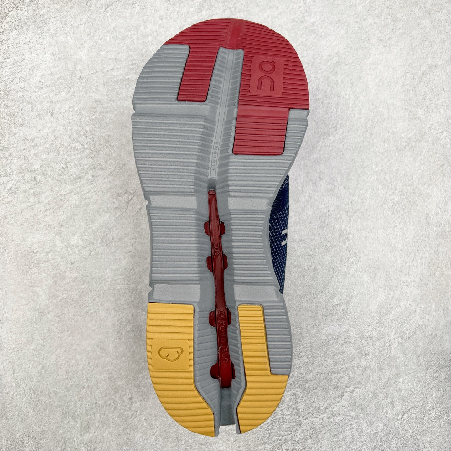 图片[9]-On昂跑 Cloudnova 轻量舒适织物回弹减震透气轻便耐磨防滑低帮休闲跑步鞋 昂跑运动品牌 开创于2010年 缓震着陆、强效回弹、轻柔质感的设计构思始终是ON研制关键 与此同时基于“为全球提供革新性的跑步感受”信念 陆续推出了多款跑鞋及其以专业运动人体跑步工程学为设计关键的功能性跑步服饰设备 让跑者不费力气地畅快畅跑 尺码：36 36.5 37.5 38 38.5 39 40 40.5 41 42 42.5 43 44 44.5 45-选品中心