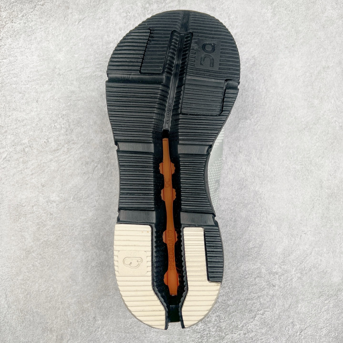 图片[9]-On昂跑 Cloudnova 轻量舒适织物回弹减震透气轻便耐磨防滑低帮休闲跑步鞋 昂跑运动品牌 开创于2010年 缓震着陆、强效回弹、轻柔质感的设计构思始终是ON研制关键 与此同时基于“为全球提供革新性的跑步感受”信念 陆续推出了多款跑鞋及其以专业运动人体跑步工程学为设计关键的功能性跑步服饰设备 让跑者不费力气地畅快畅跑 尺码：36 36.5 37.5 38 38.5 39 40 40.5 41 42 42.5 43 44 44.5 45-选品中心